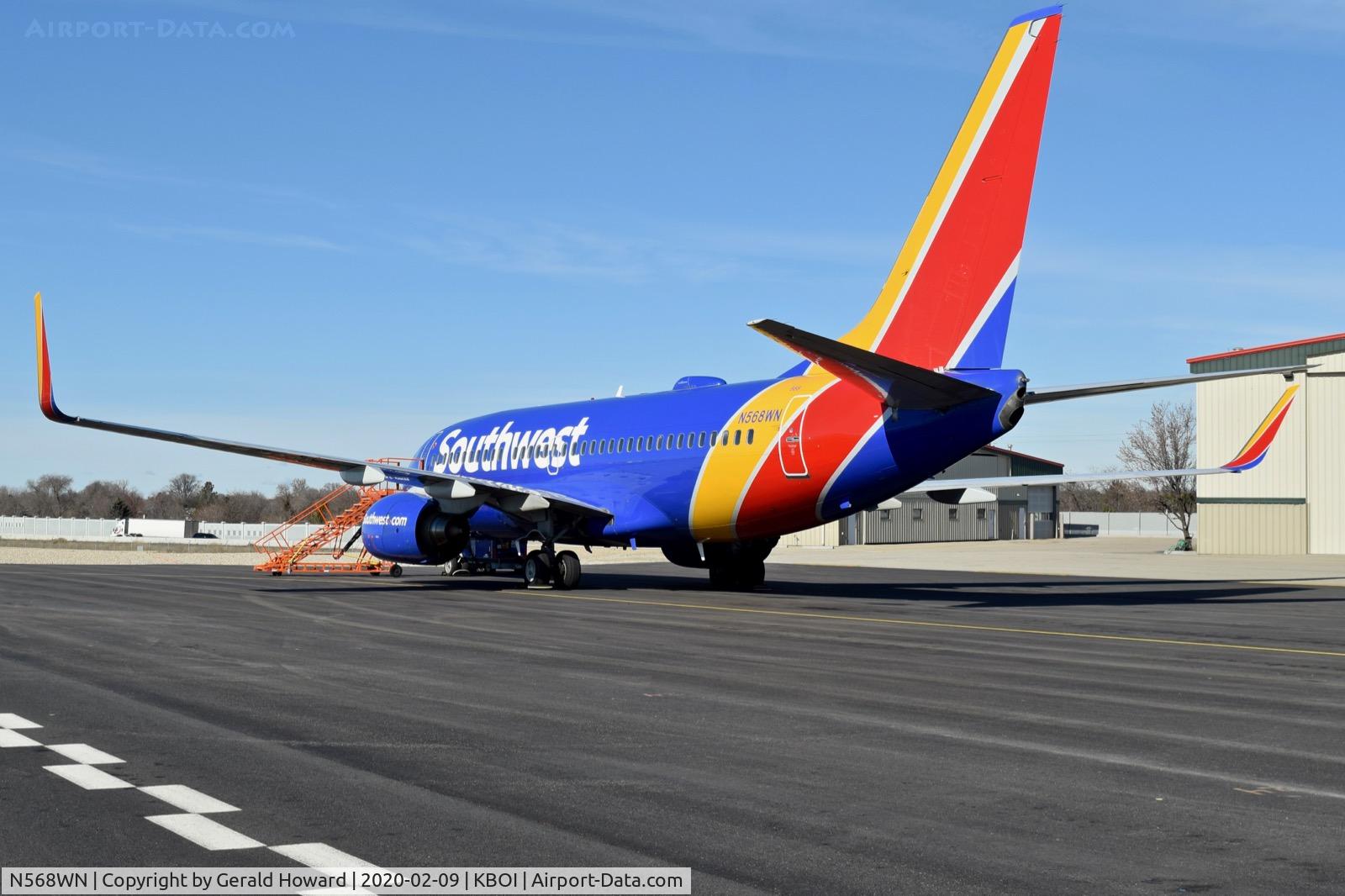 N568WN, 2001 Boeing 737-76N C/N 32583, Parked on the east de ice ramp for repairs.