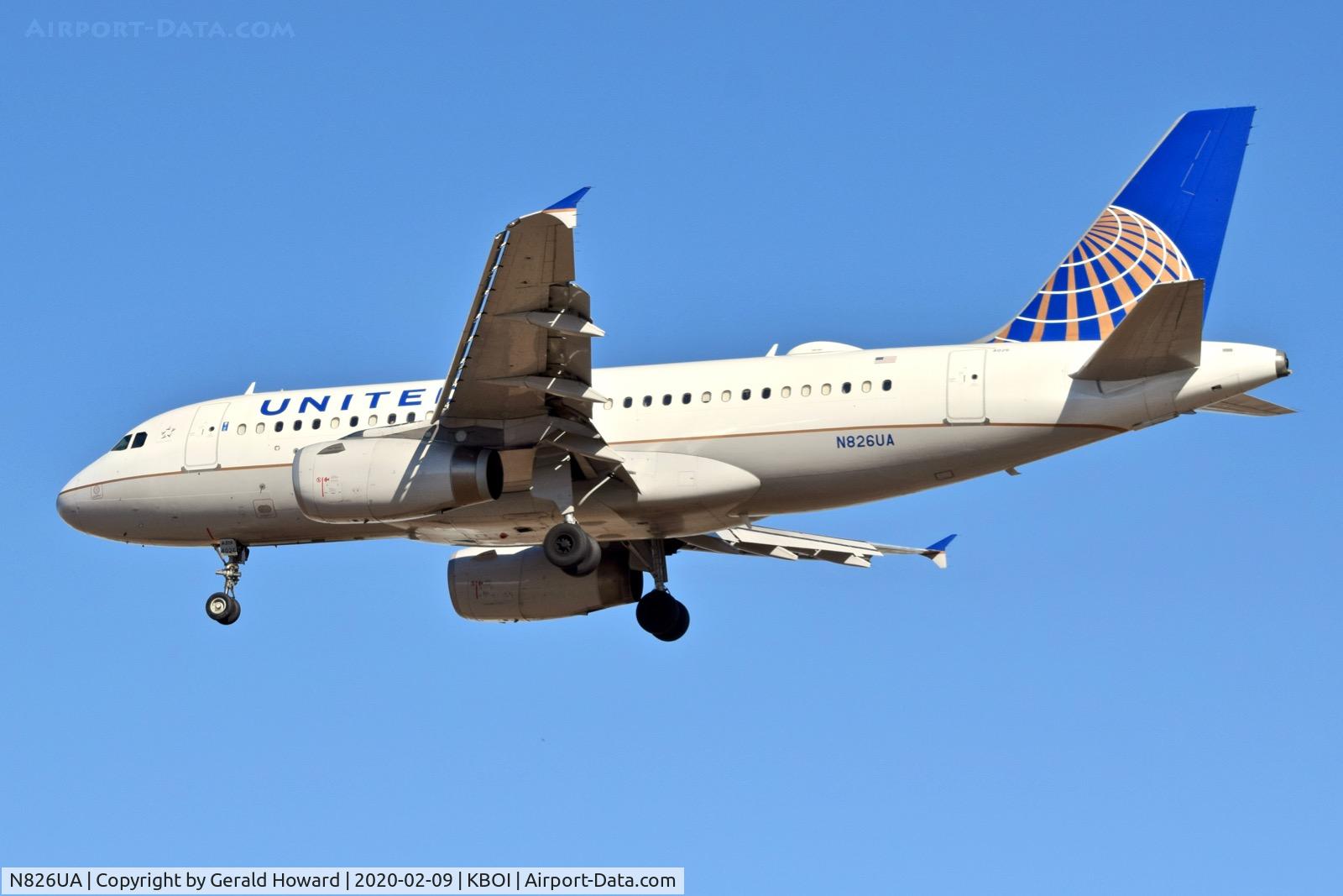 N826UA, 1999 Airbus A319-131 C/N 989, Landing 28R.