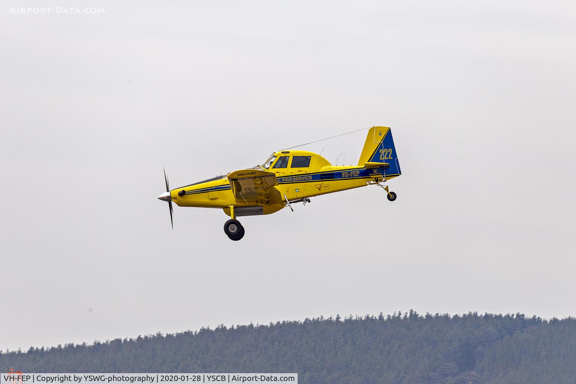 VH-FEP, 2010 Air Tractor Inc AT-802 C/N 802-0372, Fred Fahey Aerial Services (VH-FEP) Air Tractor AT-802 landing at Canberra Airport.