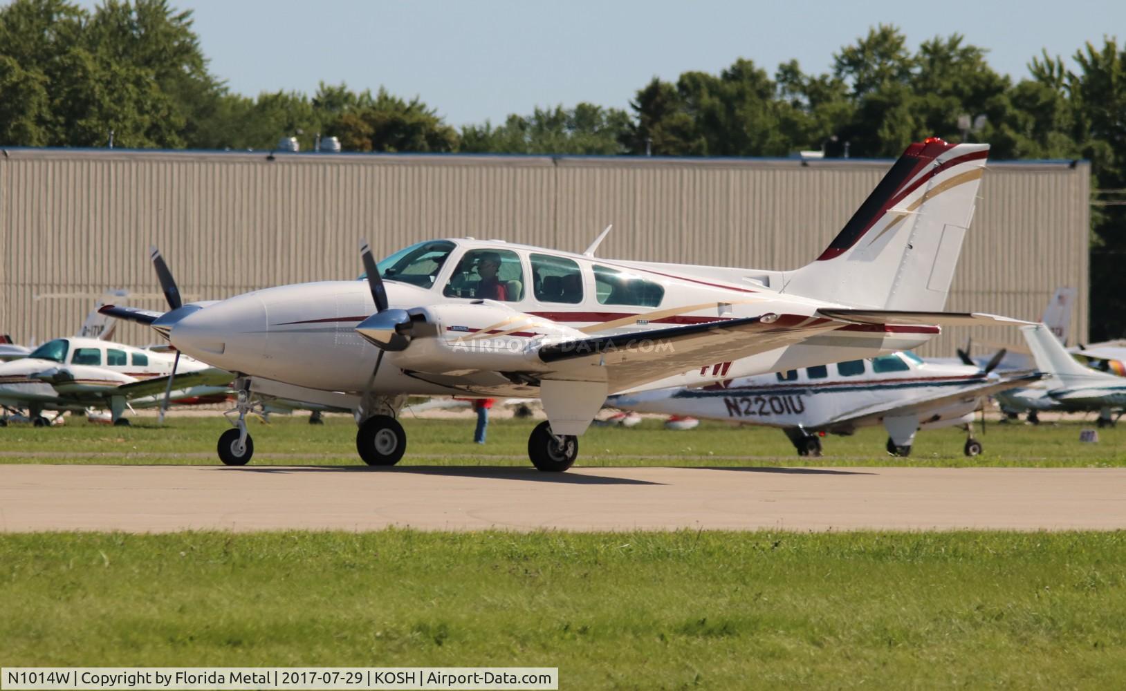 N1014W, 1973 Beech E-55 Baron C/N TE-906, Baron