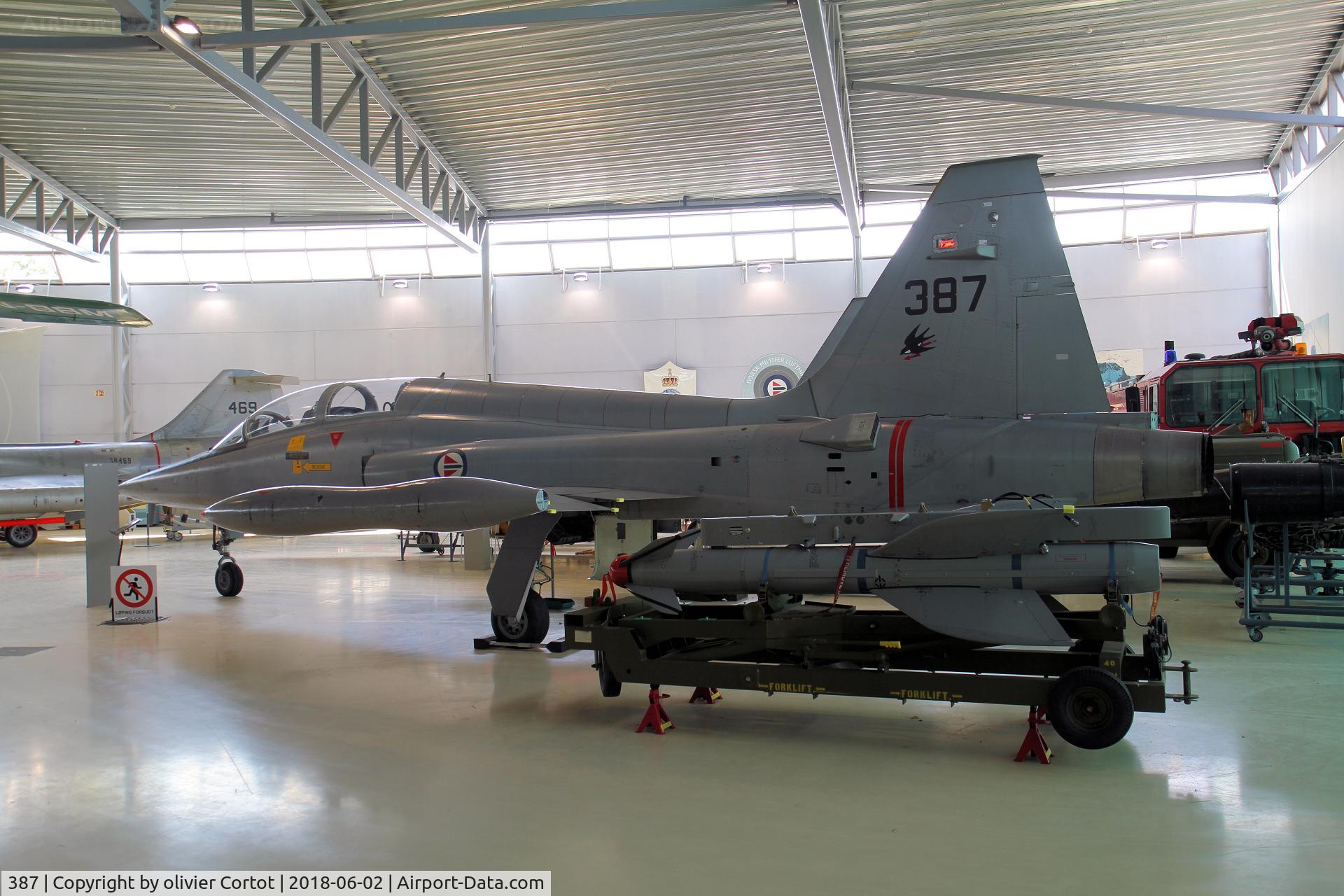 387, Northrop F-5B Freedom Fighter C/N N.9001, museum exhibit