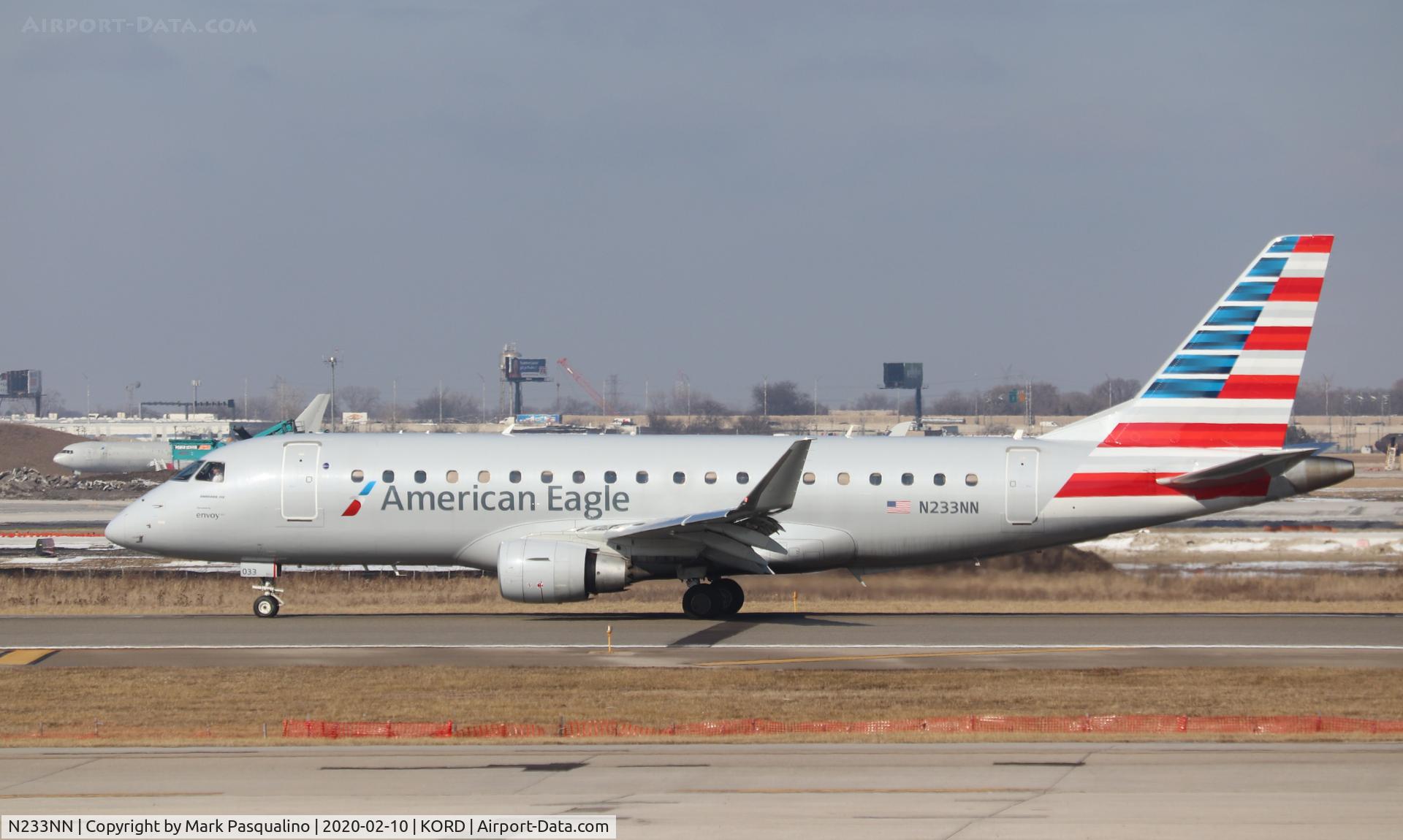 N233NN, 2016 Embraer 175LR (ERJ-170-200LR) C/N 17000561, ERJ-170-200LR