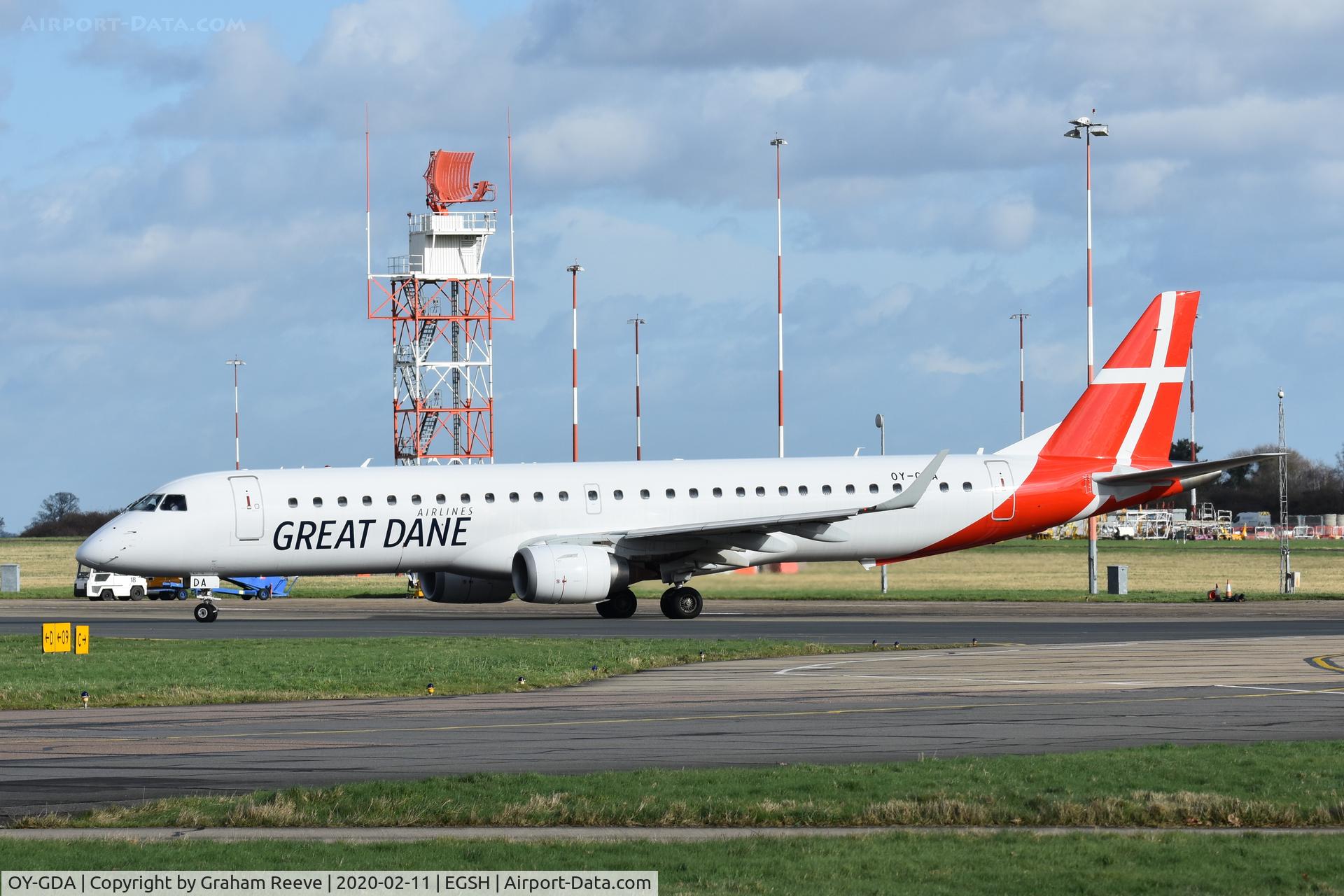 OY-GDA, 2008 Embraer 195LR (ERJ-190-200LR) C/N 19000213, Departing from Norwich.
