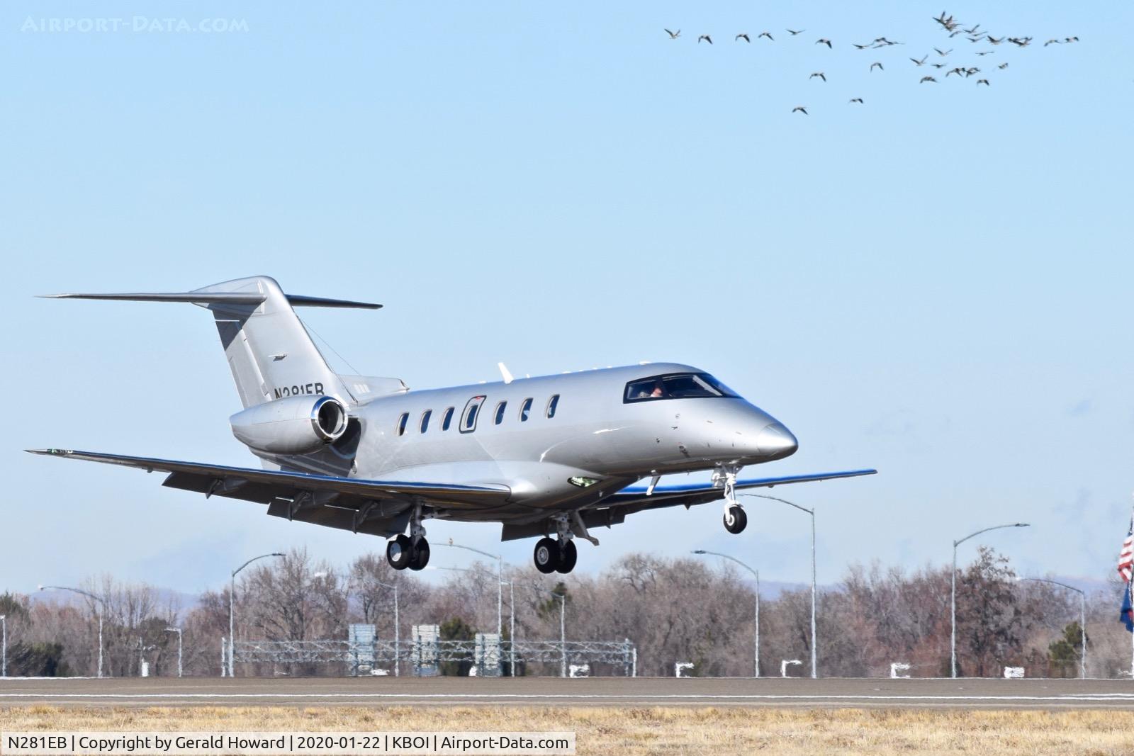 N281EB, 2019 Pilatus PC-24 C/N 160, Landing 10R.