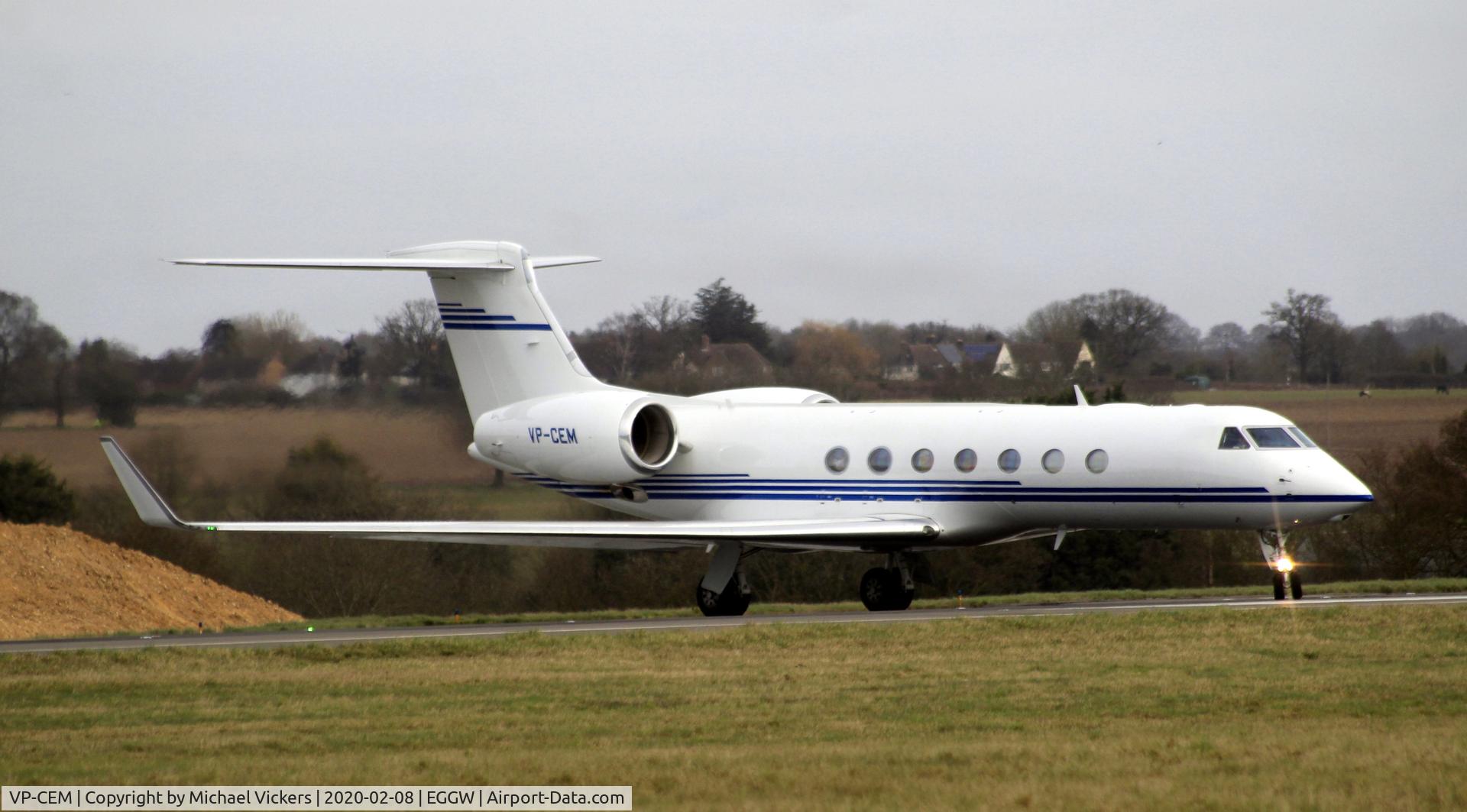 VP-CEM, 2007 Gulfstream Aerospace GV-SP (G550) C/N 5147, Waiting to line up on runway 26