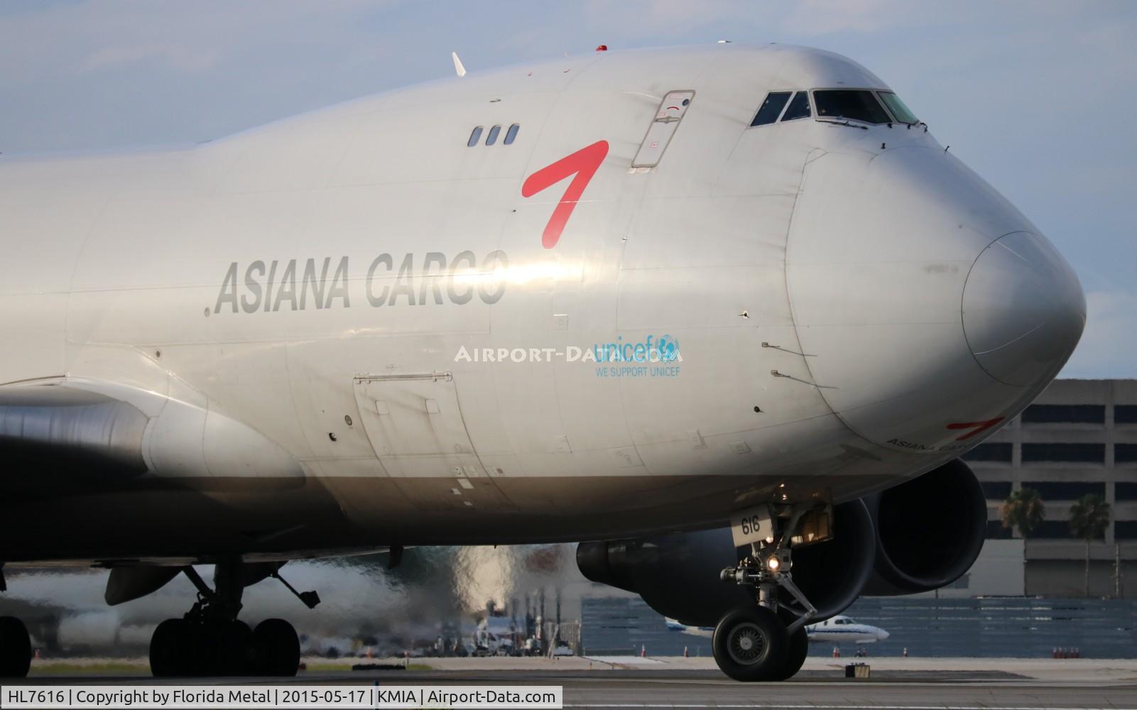 HL7616, 2004 Boeing 747-446F (SCD) C/N 33748, MIA 2015