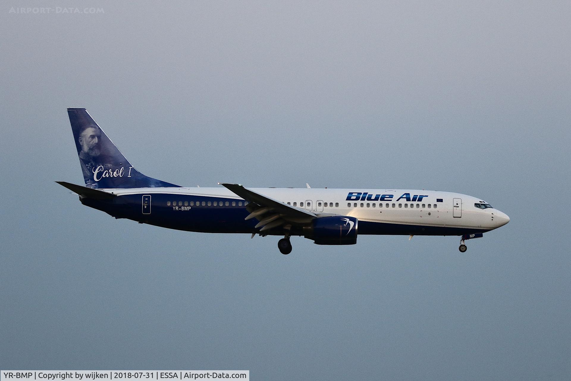 YR-BMP, 2000 Boeing 737-883 C/N 28323, RWY 26
