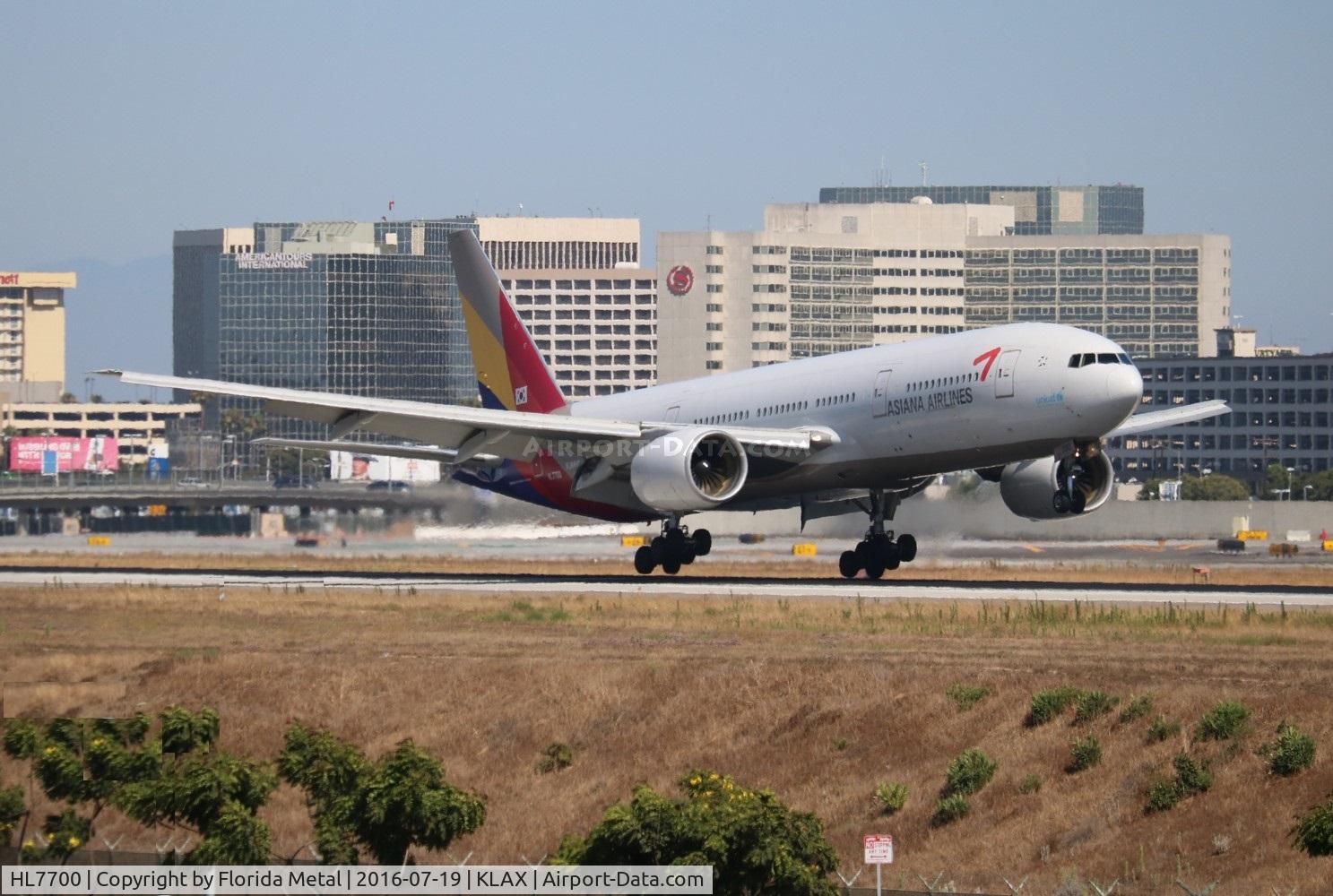HL7700, Boeing 777-28E/ER C/N 30859, LAX 2016