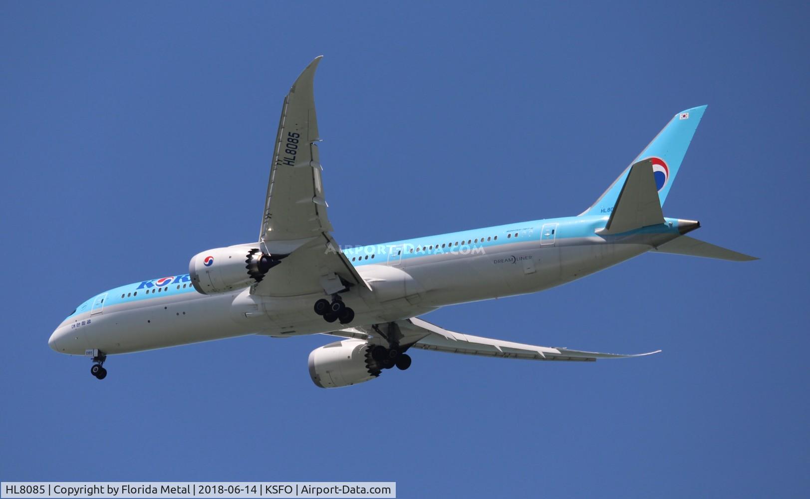HL8085, 2017 Boeing 787-9 Dreamliner C/N 34814, SFO 2018