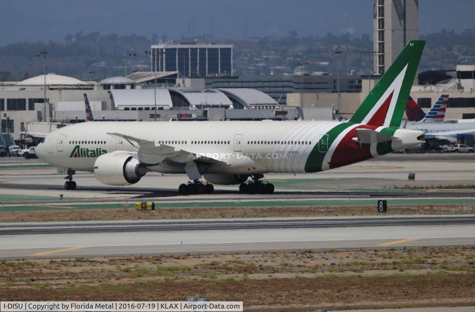 I-DISU, 2002 Boeing 777-243/ER C/N 32858, LAX 2016