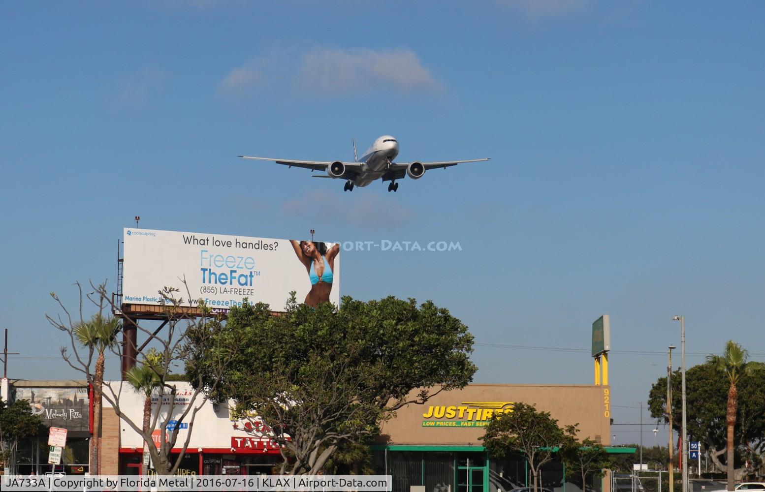 JA733A, 2005 Boeing 777-381/ER C/N 32648, LAX 2016