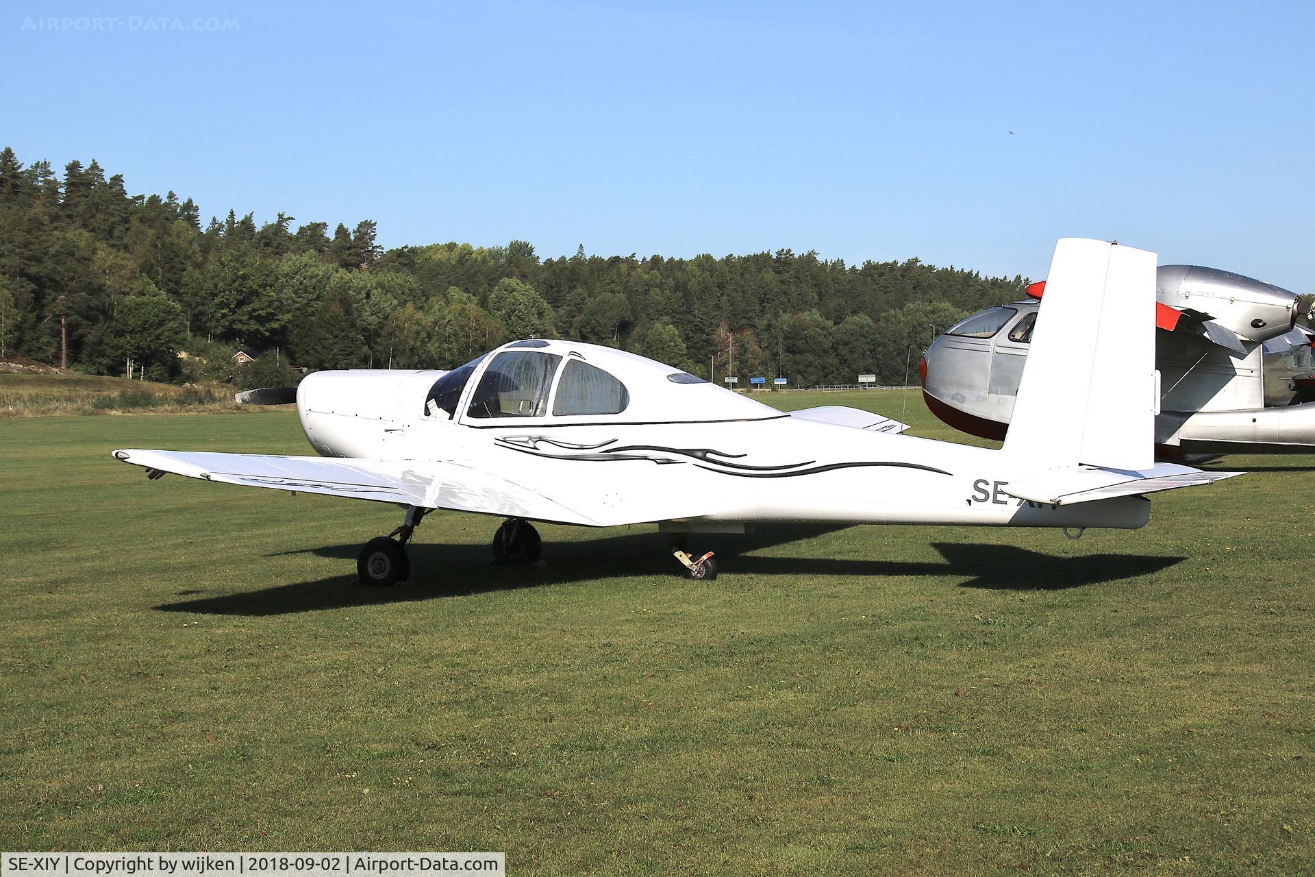 SE-XIY, 1958 META-SOKOL L-40 C/N 150406-729, Vallentuna