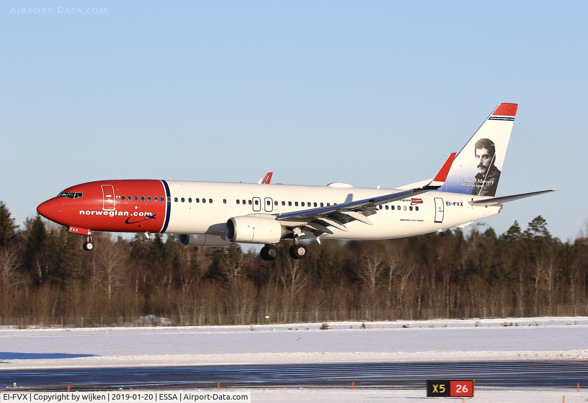EI-FVX, 2017 Boeing 737-8JP C/N 42090, RWY 26
