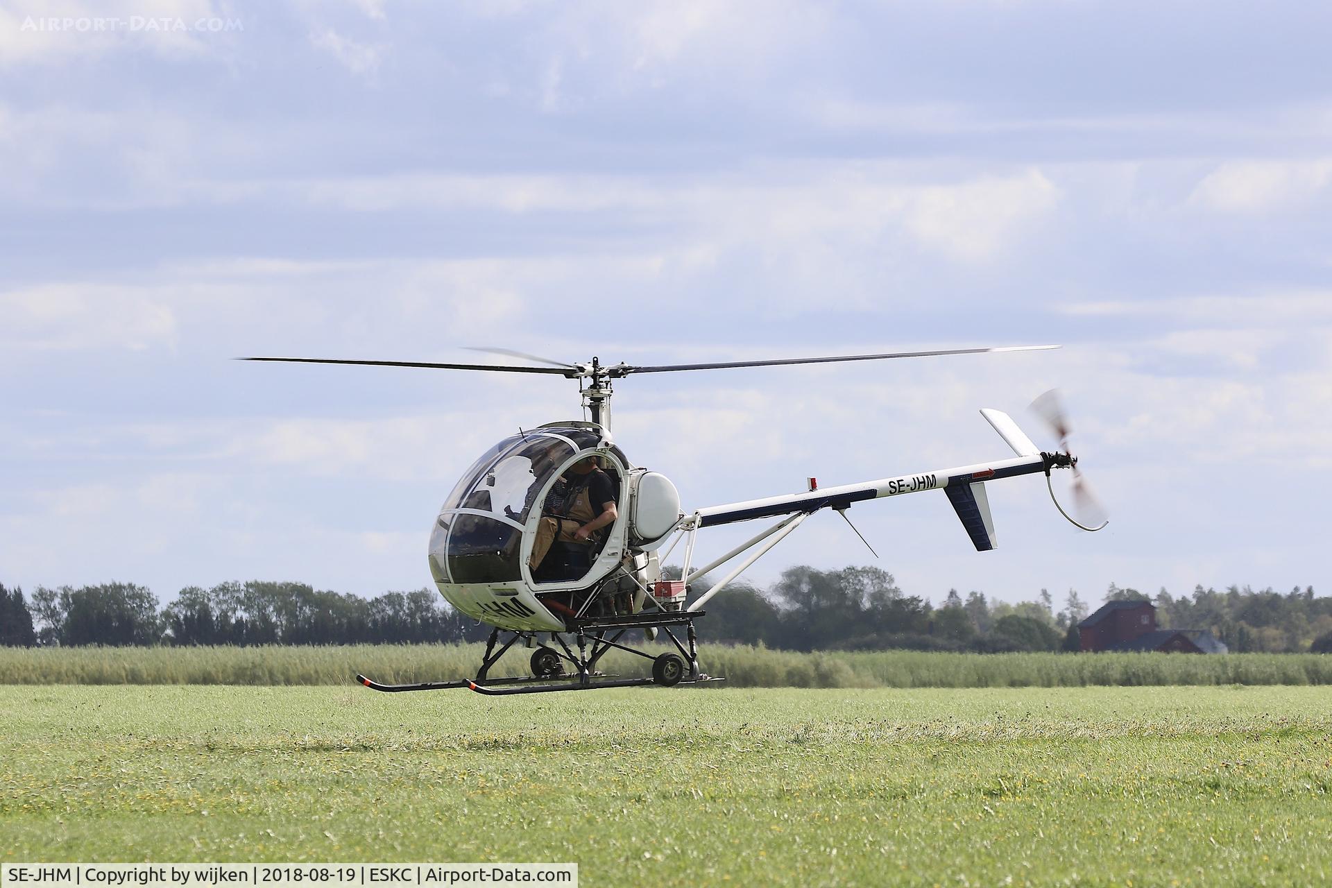 SE-JHM, 1977 Hughes 269C C/N 970634, Sundbro