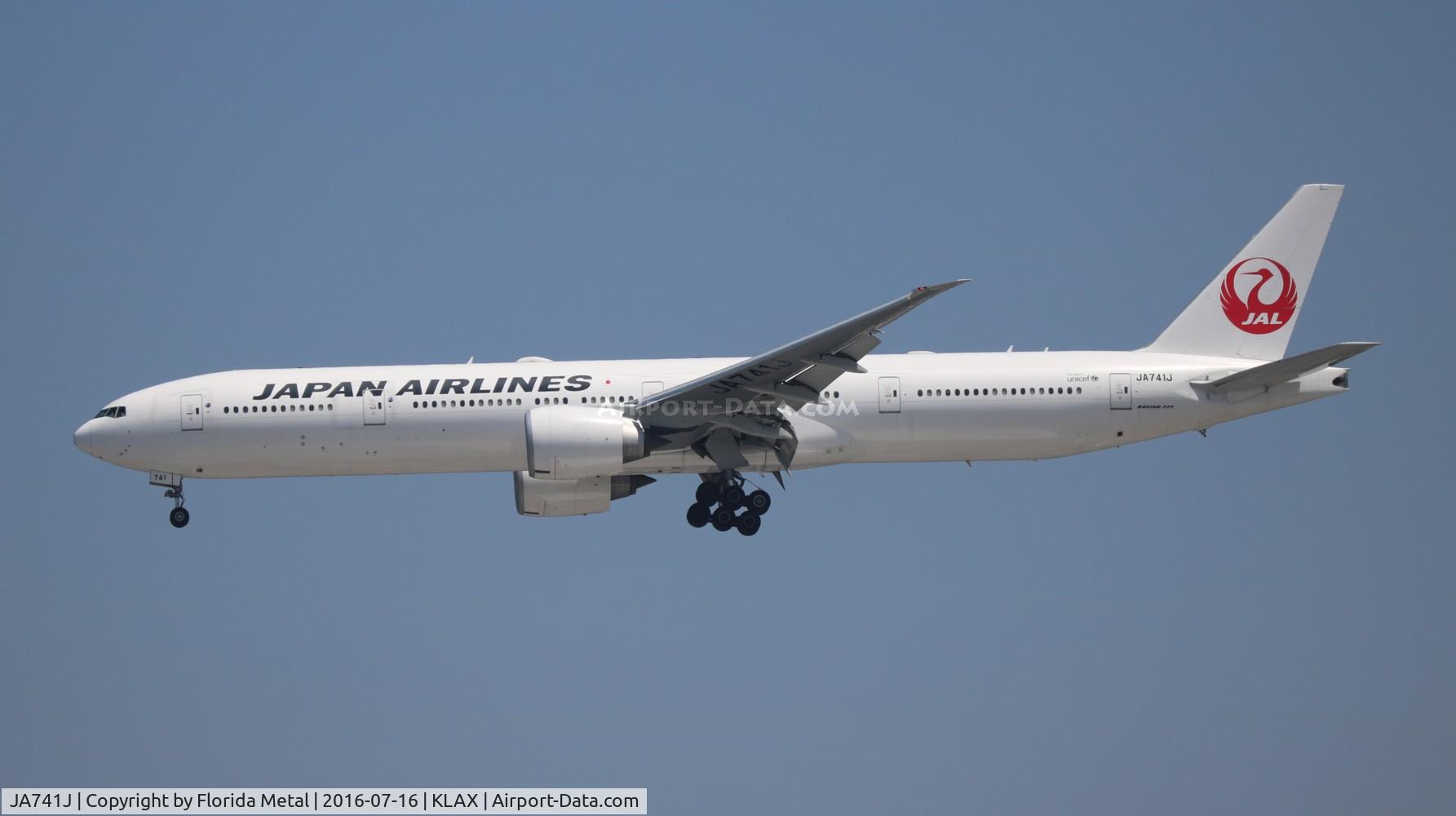 JA741J, 2009 Boeing 777-346/ER C/N 36128, LAX 2016