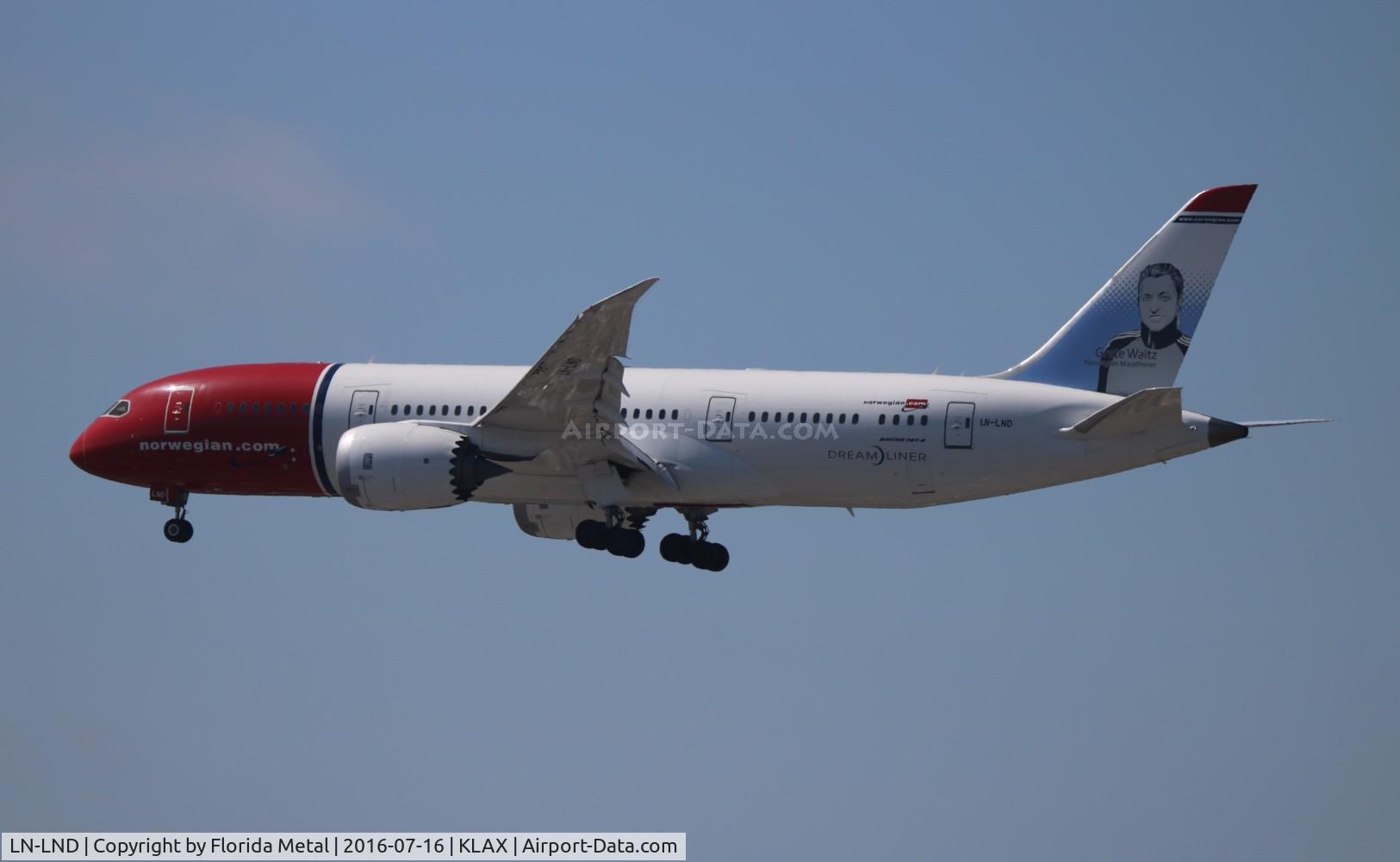 LN-LND, 2014 Boeing 787-8 Dreamliner Dreamliner C/N 35310, LAX 2016