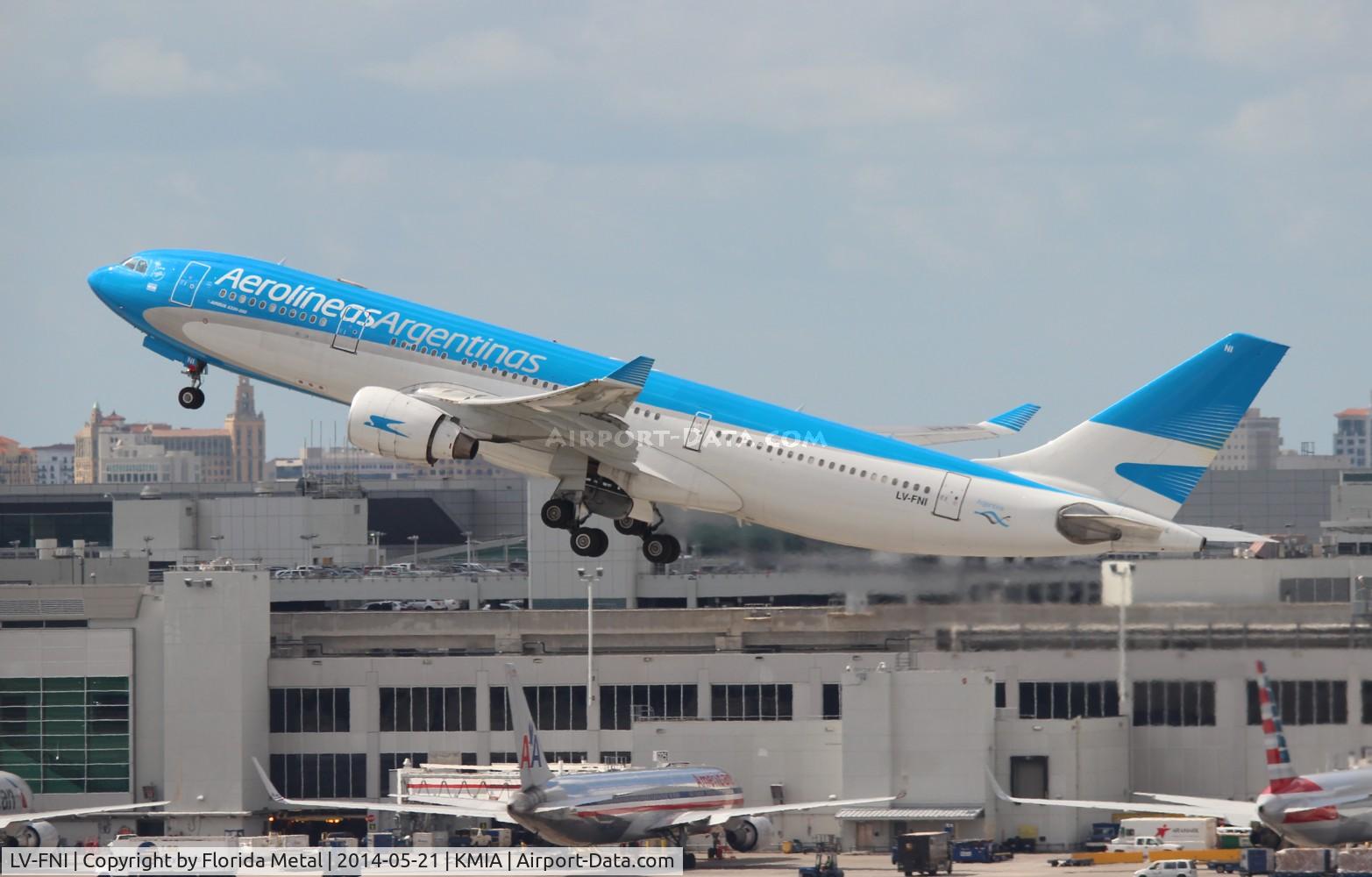 LV-FNI, 1999 Airbus A330-223 C/N 290, MIA 2014