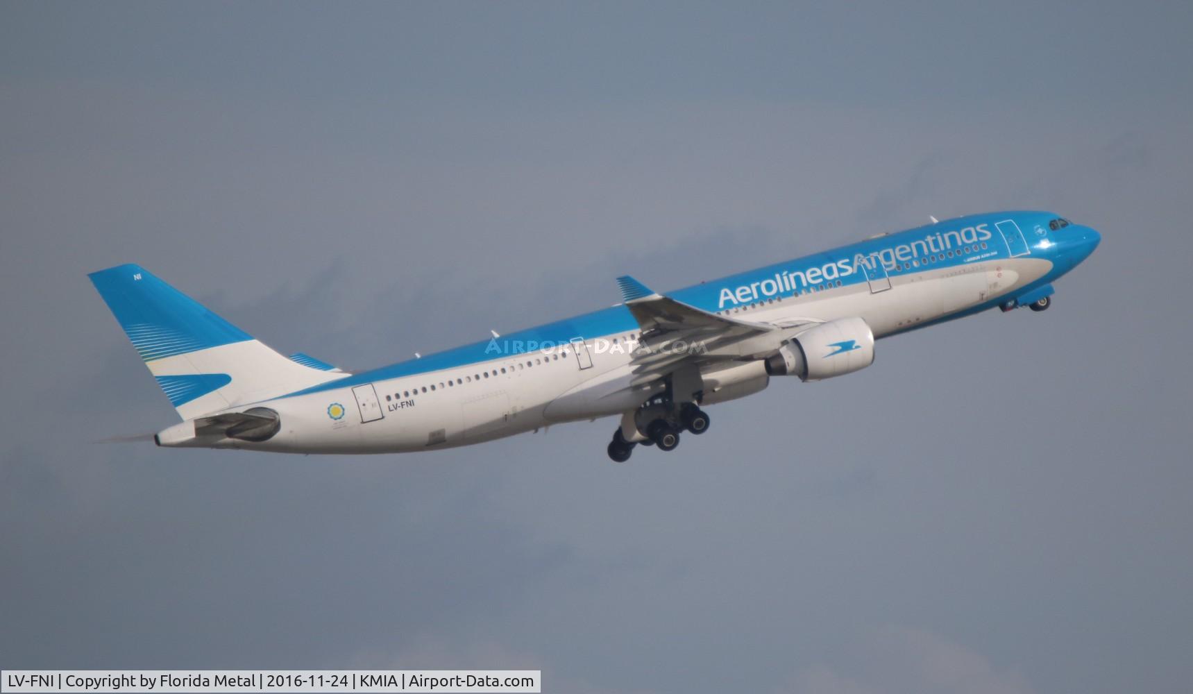 LV-FNI, 1999 Airbus A330-223 C/N 290, MIA 2016