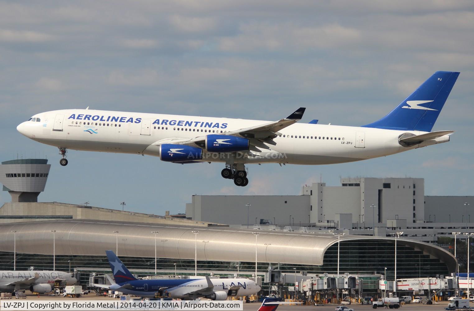 LV-ZPJ, 1994 Airbus A340-211 C/N 074, MIA 2014