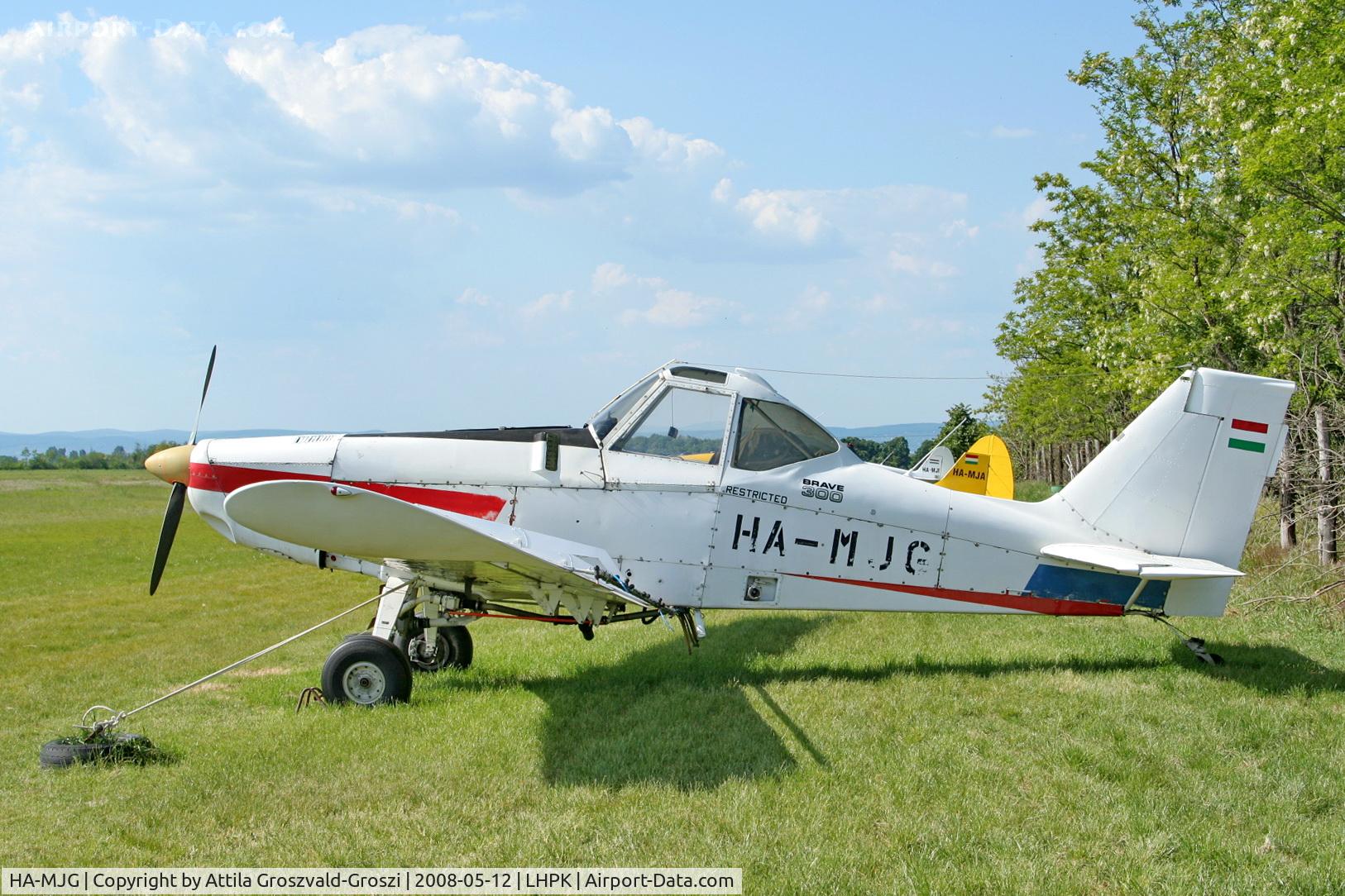 HA-MJG, 1978 Piper PA-36-300 Pawnee Brave C/N 36-7860088, LHPK - Papkutapuszta Airfield, Hungary