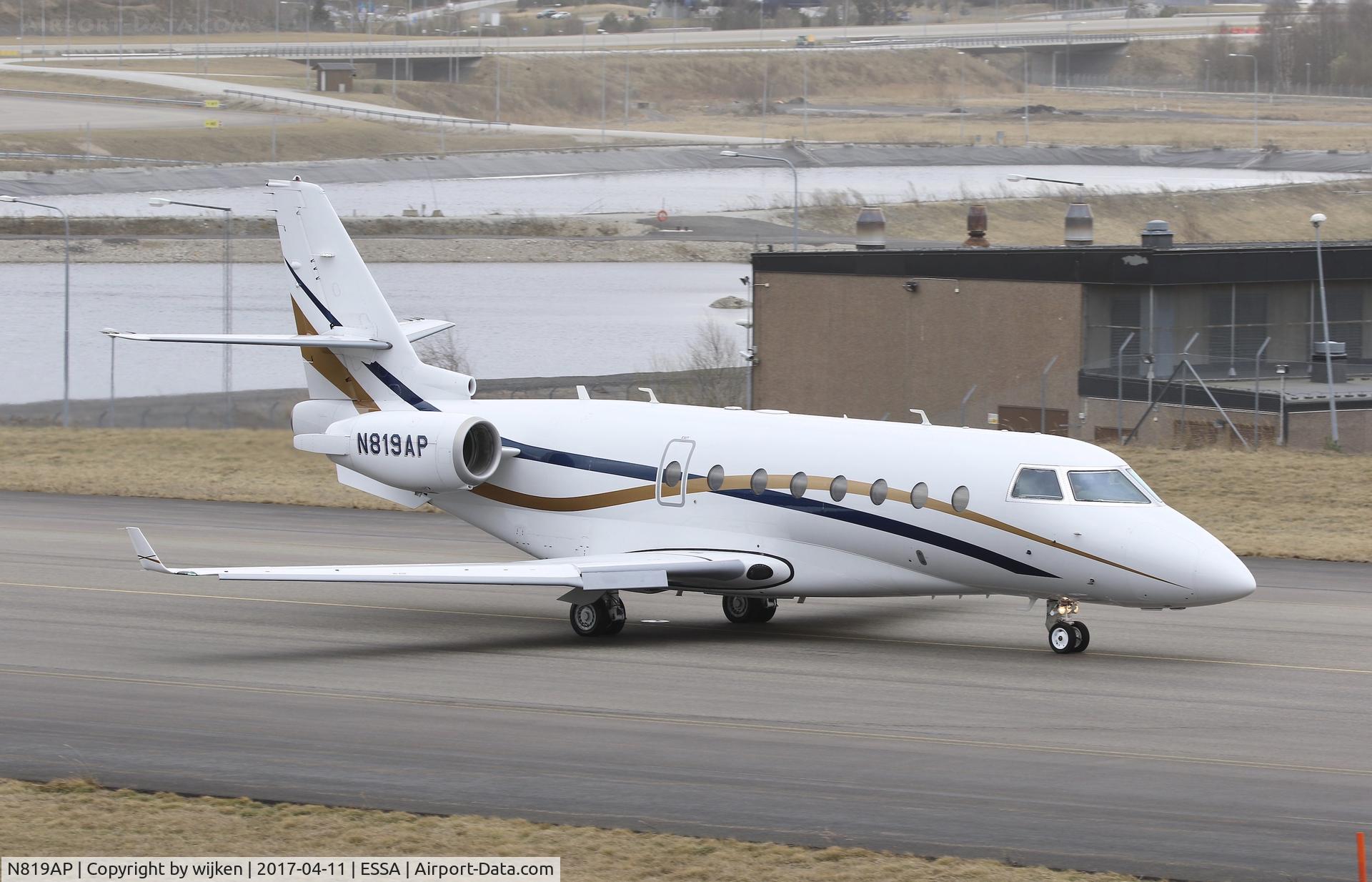 N819AP, 2008 Israel Aerospace Industries G200 C/N 191, Taxiway W