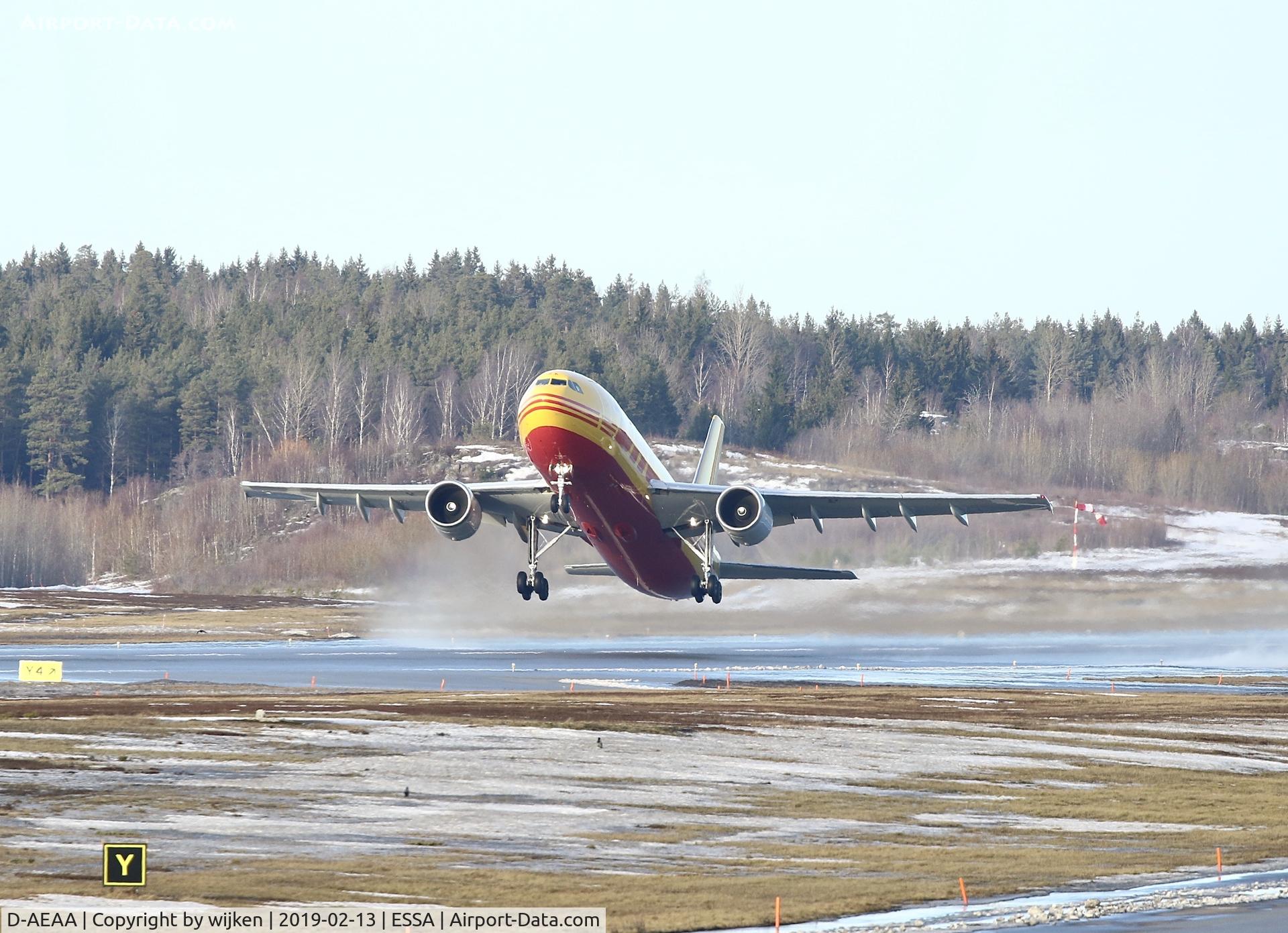 D-AEAA, 1994 Airbus A300B4-622R(F) C/N 743, RWY 19R