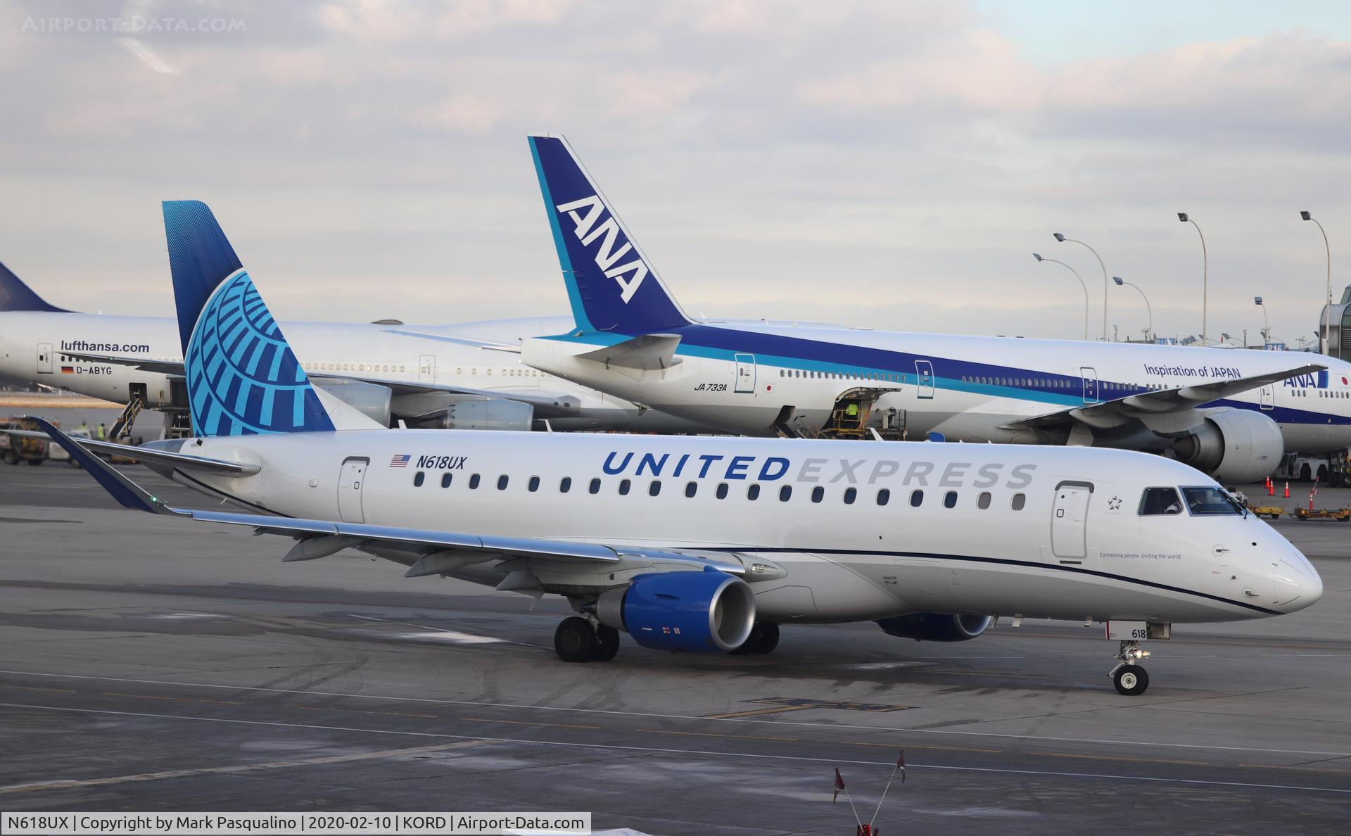N618UX, 2019 Embraer 175LR (ERJ-170-200LR) C/N 17000820, ERJ-170-200LR