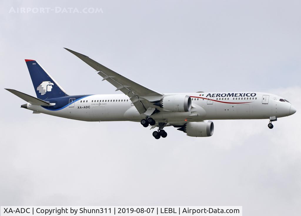 XA-ADC, 2016 Boeing 787-9 Dreamliner Dreamliner C/N 43860, Landing rwy 07L