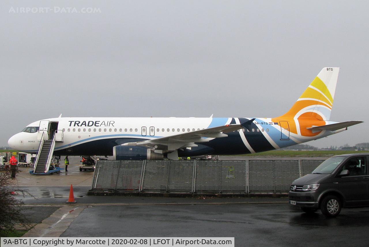9A-BTG, 1998 Airbus A320-212 C/N 795, Charter flight for Palma de Mallorca.