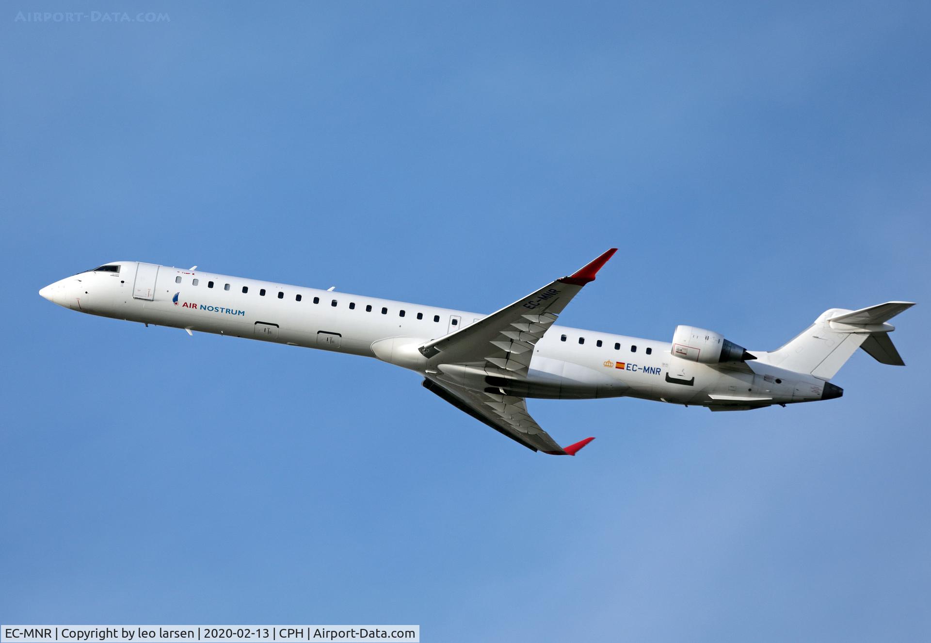 EC-MNR, 2016 Bombardier CRJ-1000 (CL-600-2E25) C/N 19052, Copenhagen 13.2.2020