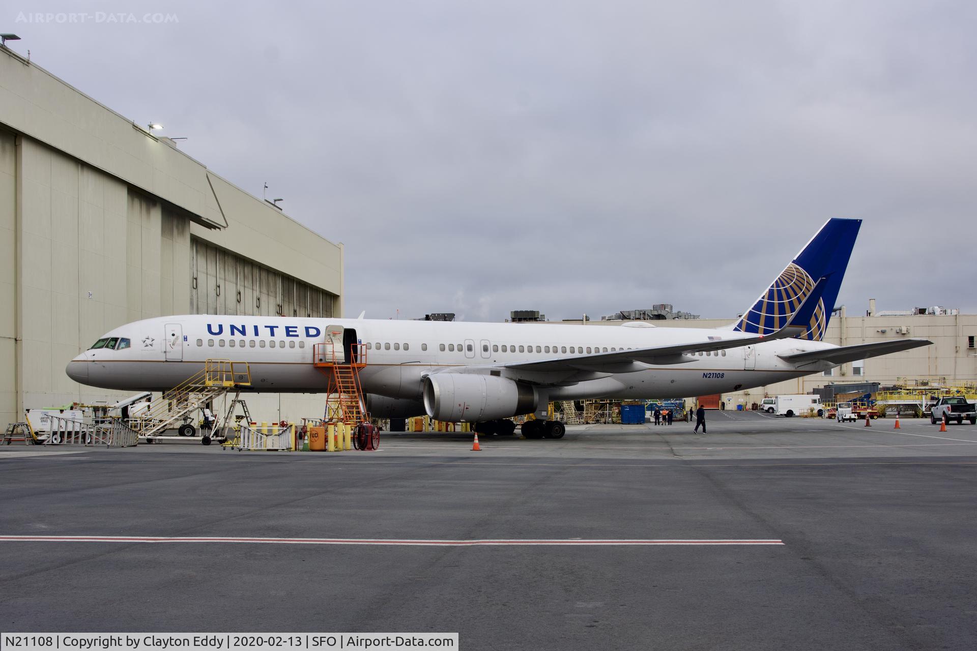 N21108, 1994 Boeing 757-224 C/N 27298, SFO 2020.