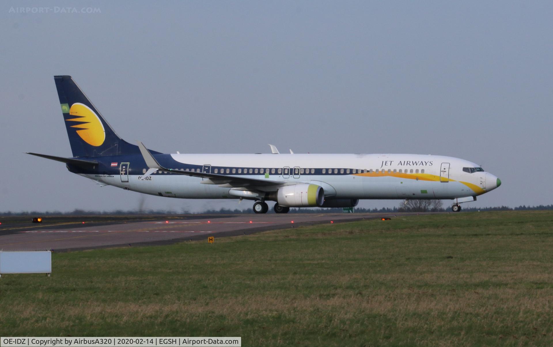 OE-IDZ, 2008 Boeing 737-96NER C/N 35227, Back tracking after arriving from Lasham