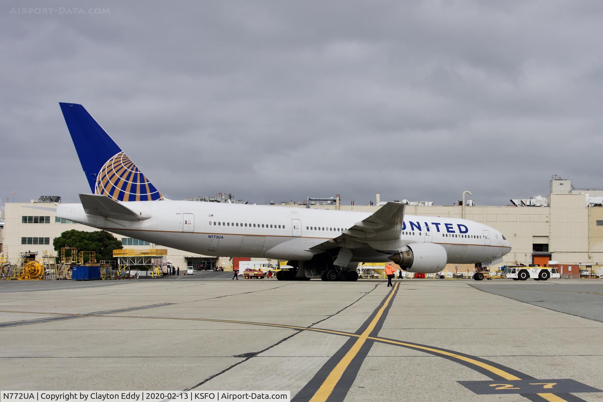 N772UA, 1995 Boeing 777-222 C/N 26930, SFO 2020.