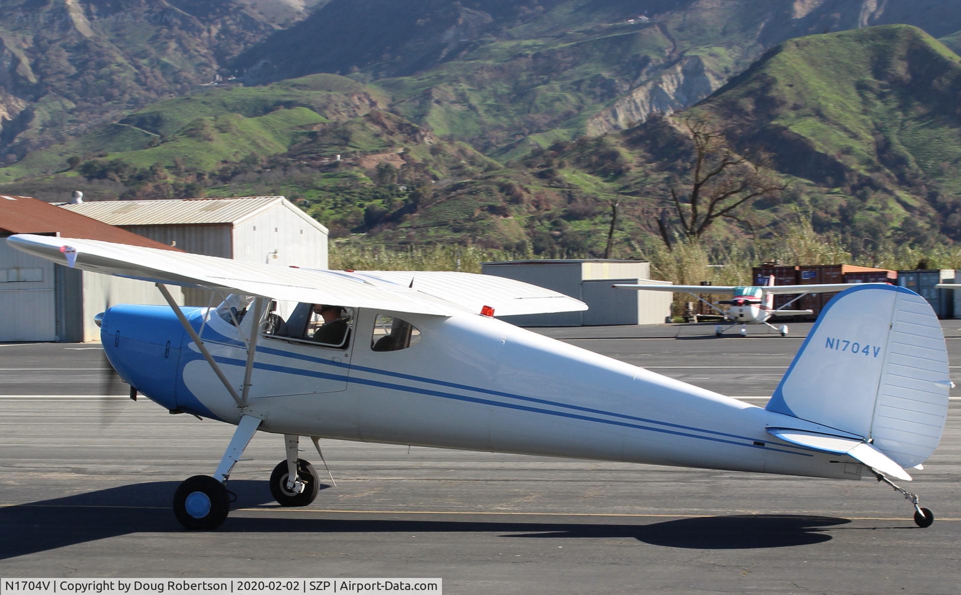 N1704V, Cessna 140 C/N 13889, 1948 Cessna 140, Continental C-85-12 85 Hp, taxi to Rwy 22