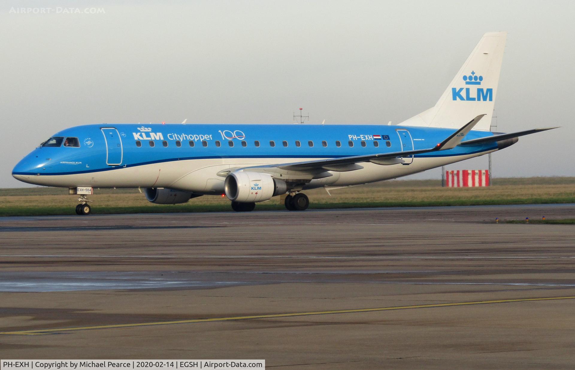 PH-EXH, 2016 Embraer 175STD (ERJ-170-200) C/N 17000564, Arriving from Amsterdam (AMS).