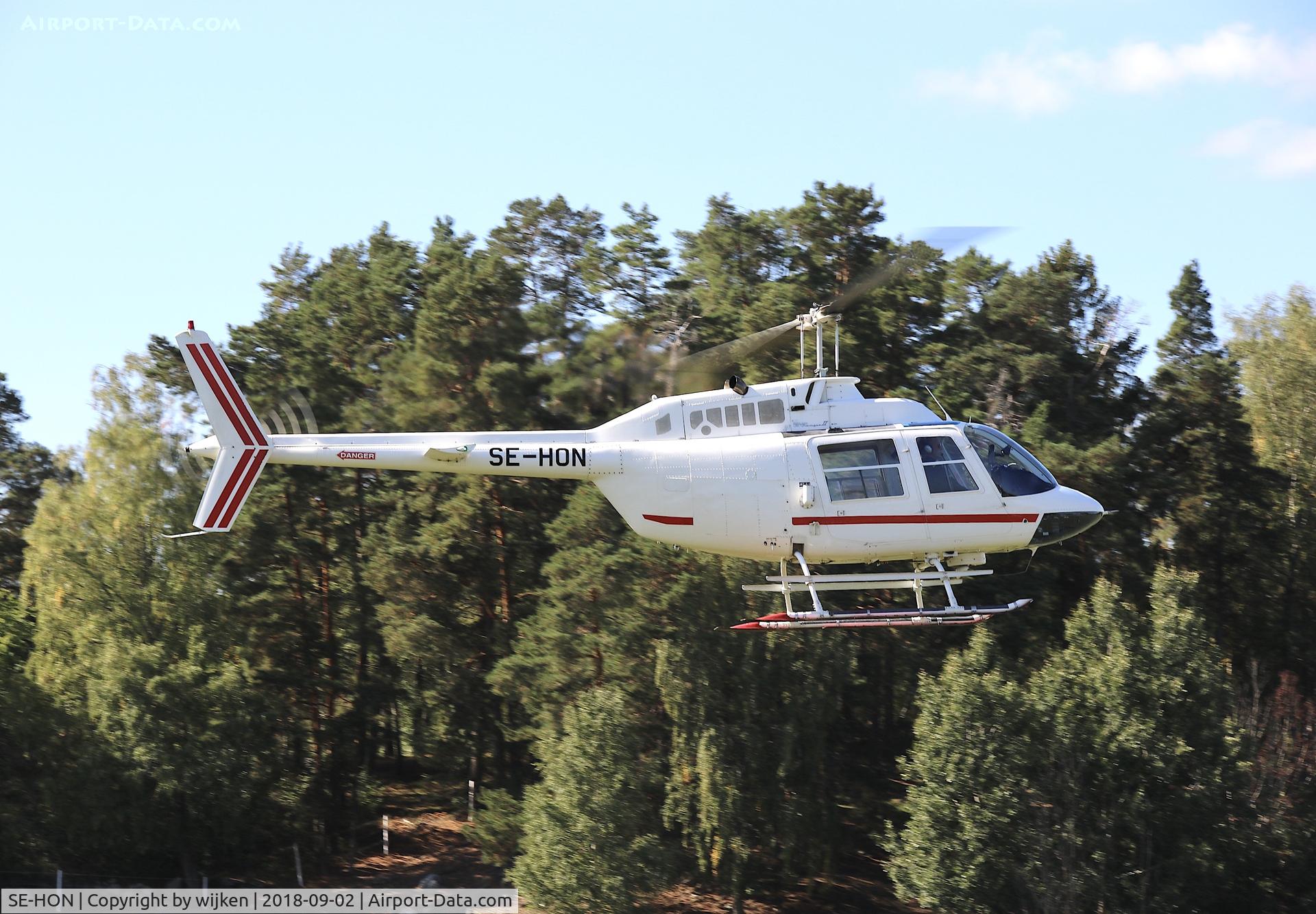 SE-HON, Bell 206B C/N 1593, Vallentuna