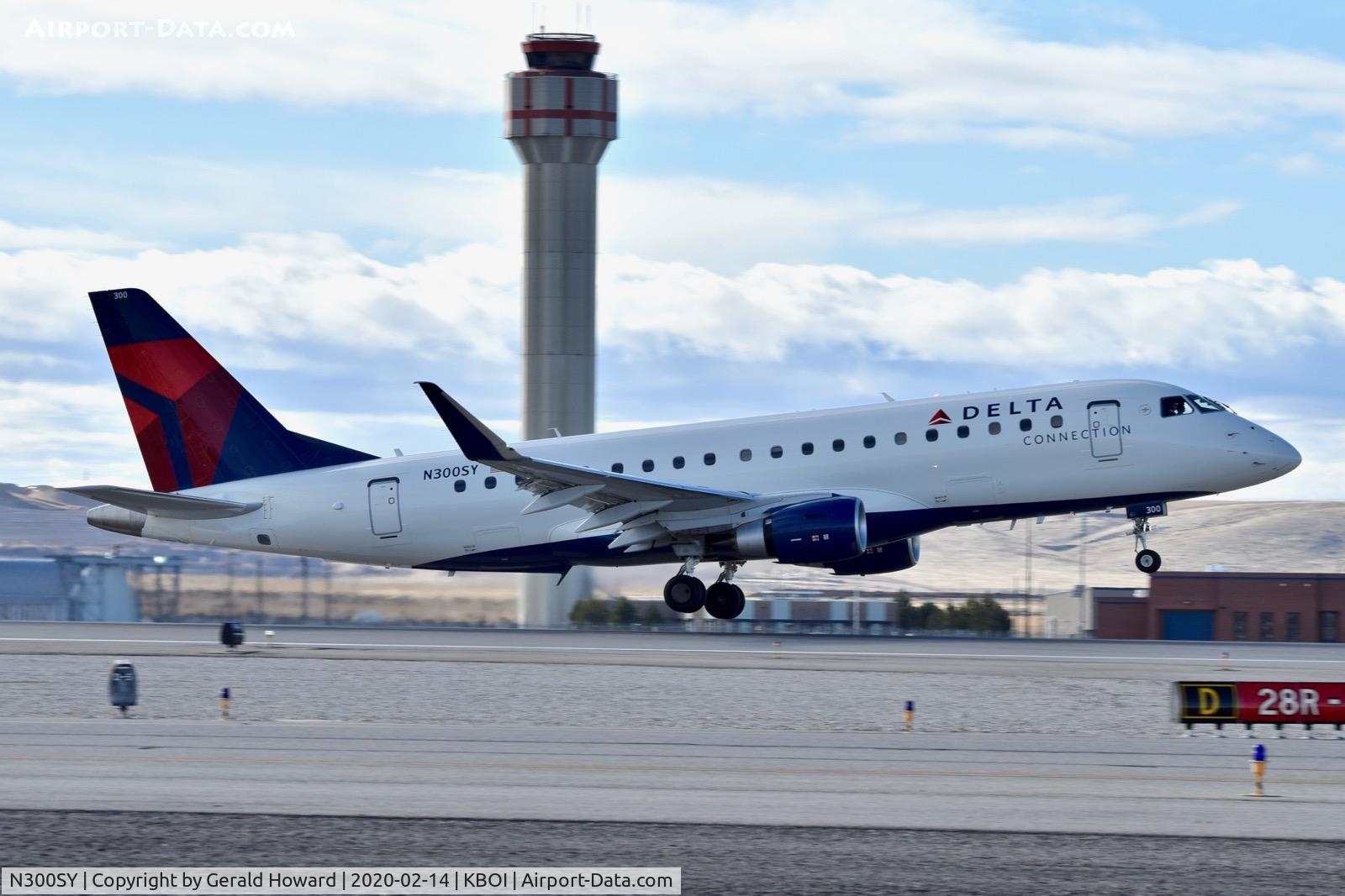 N300SY, 2019 Embraer ERJ-175LL (ERJ-170-200LL) C/N 17000837, Take off from 28R.