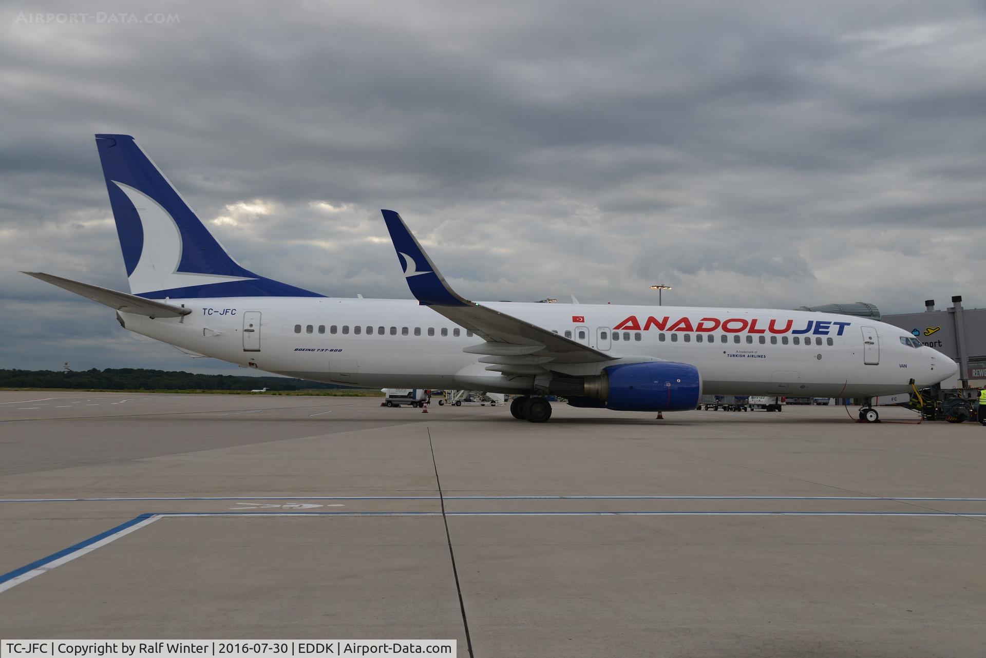 TC-JFC, 1998 Boeing 737-8F2 C/N 29765, Boeing 737-8FS(W) - TK THY AnadoluJet 'Van' - 29765 - TC-JFC - 30.07.2016 - CGN