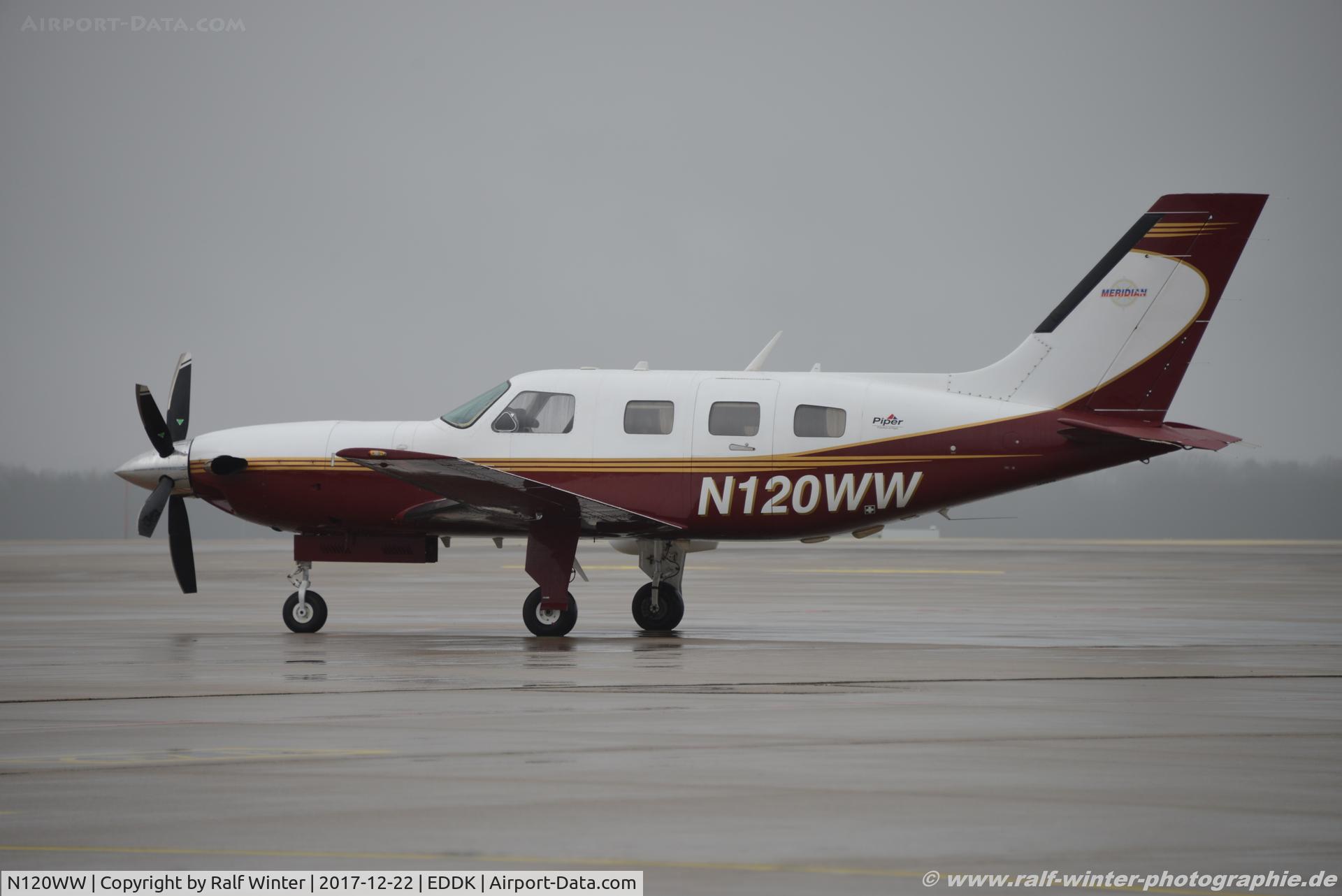 N120WW, 2001 Piper PA-46-500TP Meridian C/N 4697047, Piper PA-46-500TP Malibu - ACC Flight LLC Palm Coast - 4697047 - N120WW - 22.12.2017 - CGN