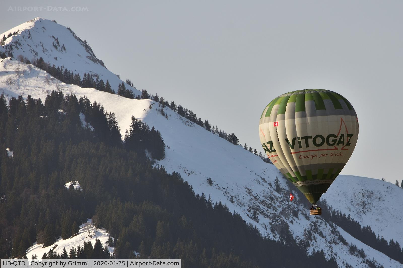 HB-QTD, UltraMagic N-210 C/N 210/61, Air-to-Air from another Balloon #FIB #FIBCHAX