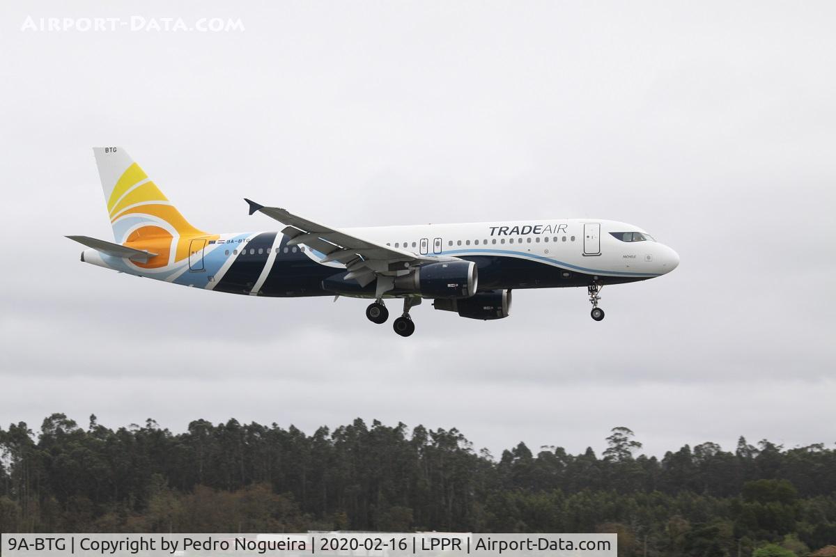 9A-BTG, 1998 Airbus A320-212 C/N 795, LPPR APROACH