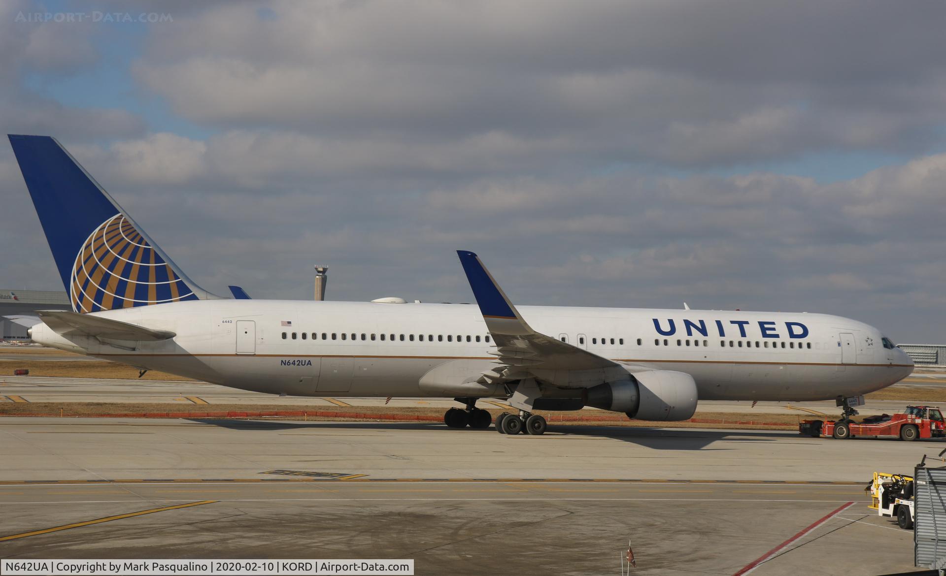 N642UA, 1991 Boeing 767-322 C/N 25092, Boeing 767-322