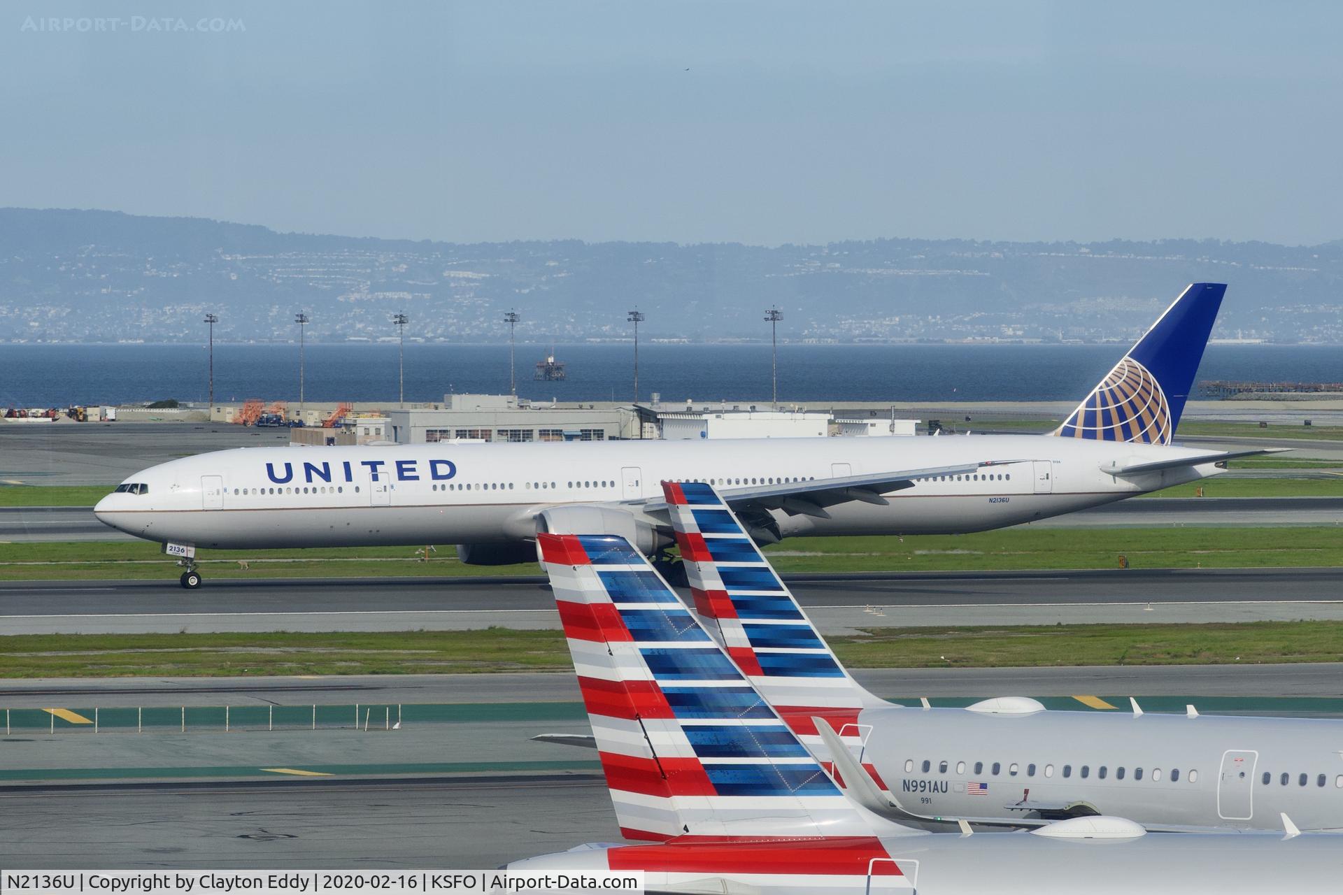 N2136U, 2017 Boeing 777-300/ER C/N 62648, New observation deck SFO 2020.