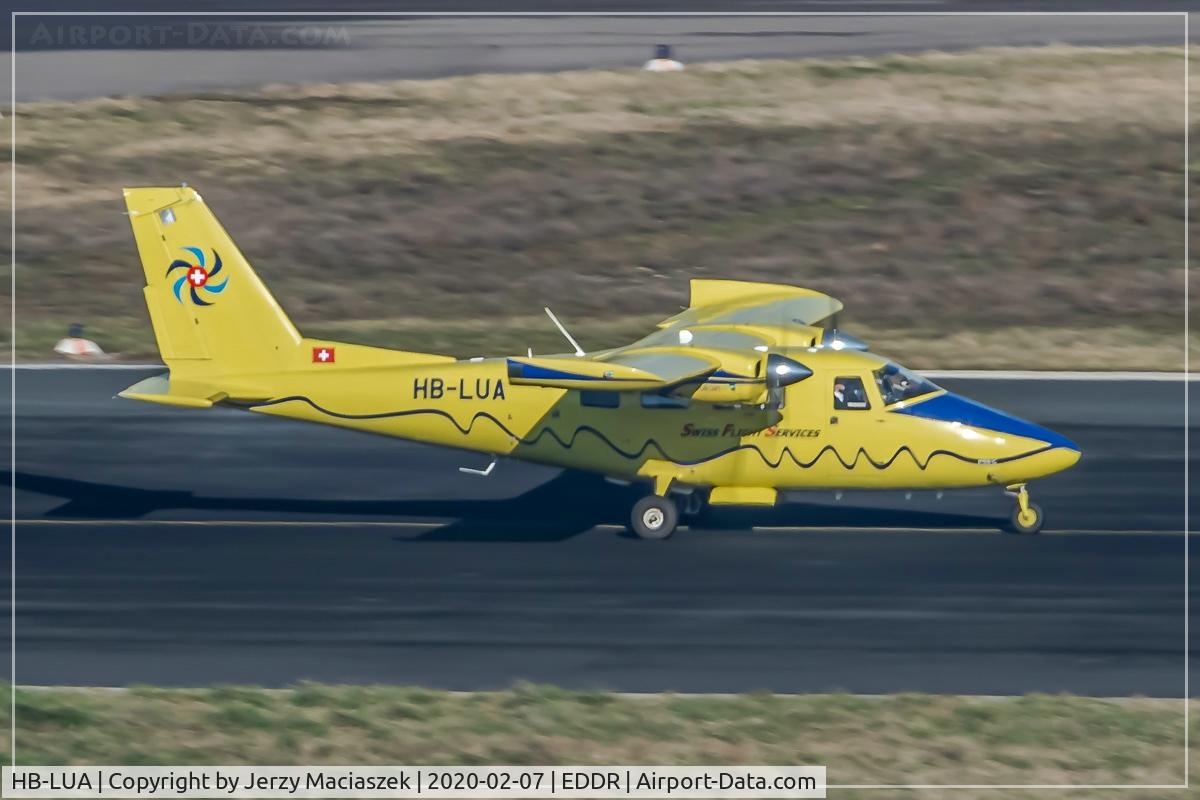 HB-LUA, 2006 Vulcanair P-68C C/N 437, 2006 Partenavia P-68C,