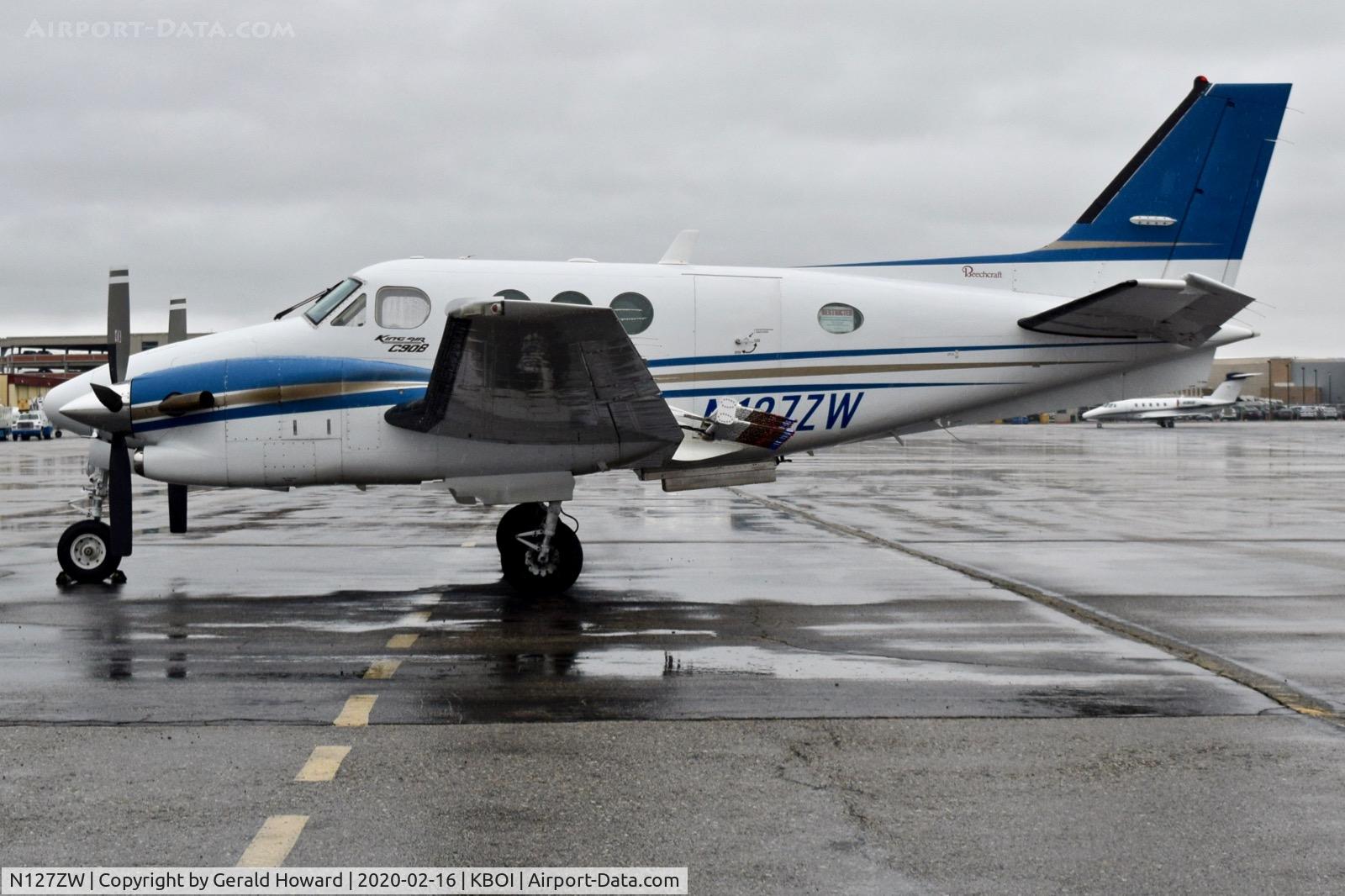 N127ZW, 1994 Beech C90A King Air C/N LJ-1369, Parked on north GA ramp.