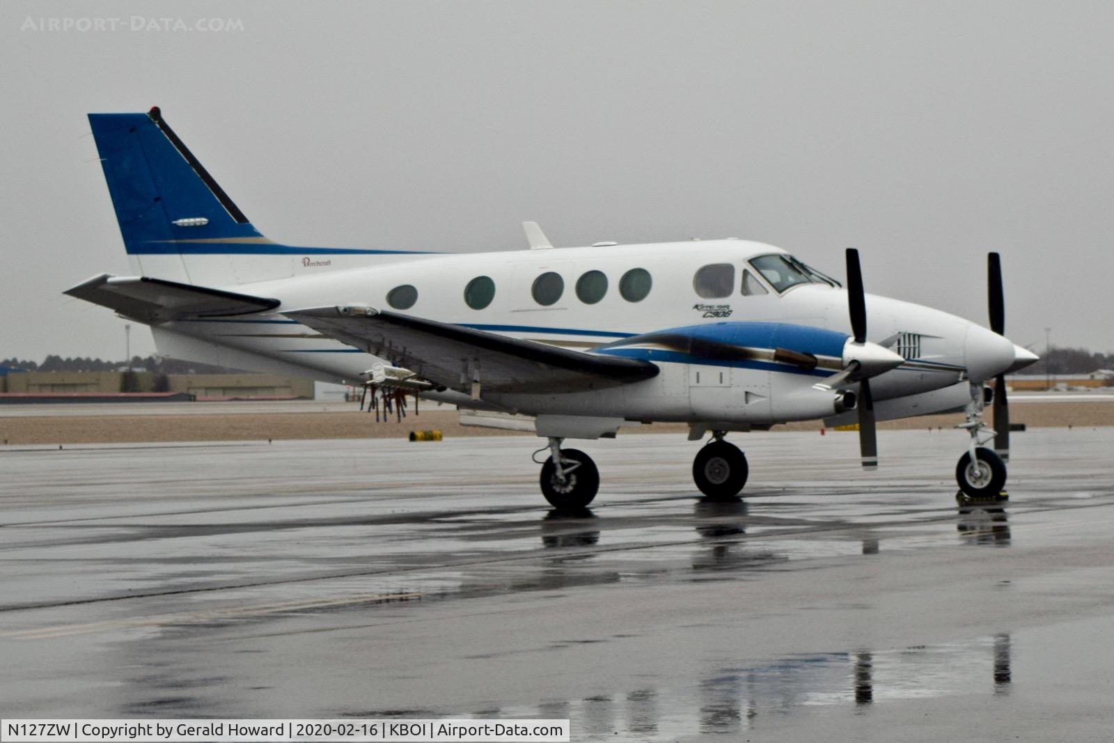 N127ZW, 1994 Beech C90A King Air C/N LJ-1369, Parked on north GA ramp.