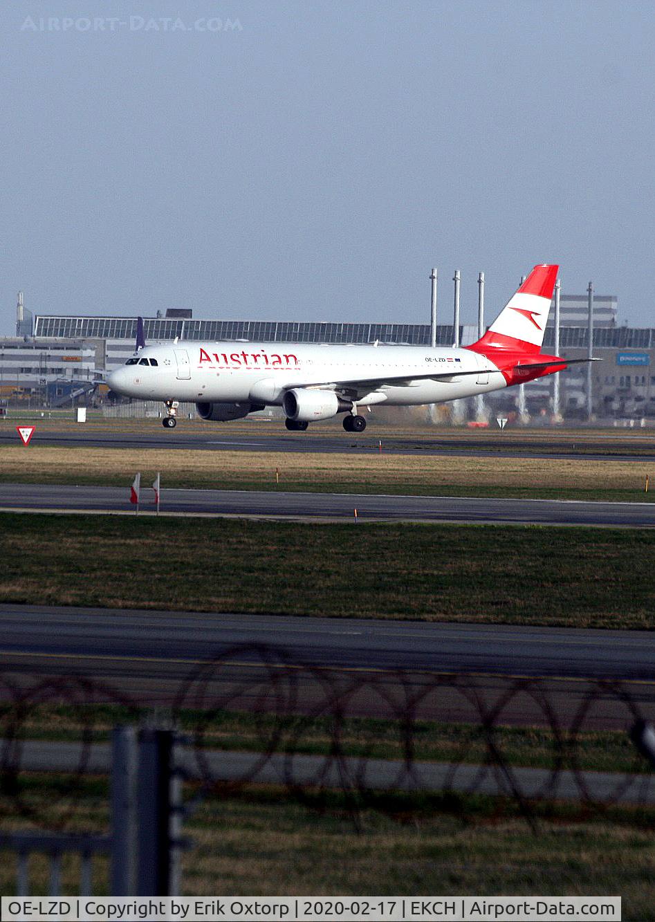 OE-LZD, 2012 Airbus A320-214 C/N 5299, OE-LZD landed rw 22L