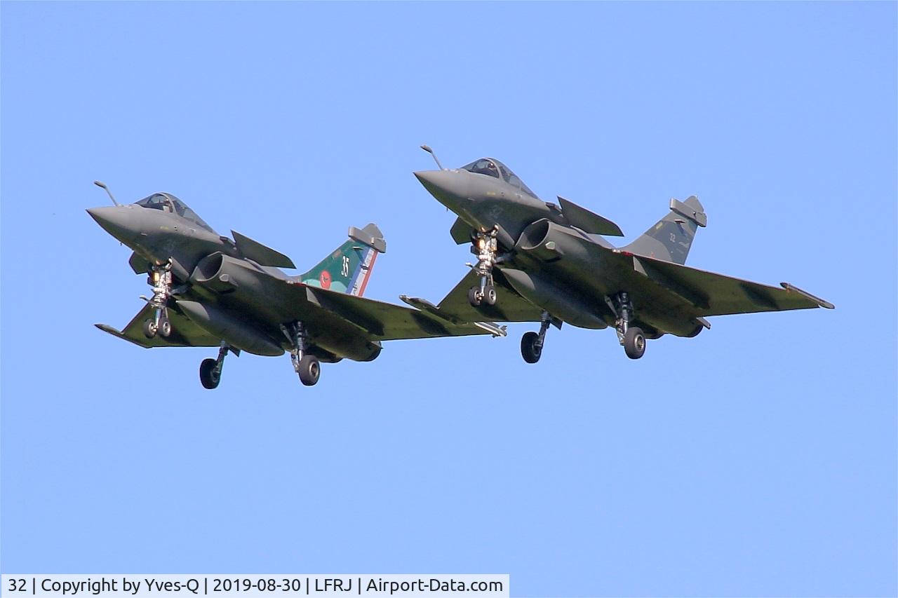 32, Dassault Rafale M C/N 32, Dassault Rafale M, On display display, Morlaix-Ploujean airport (LFRU-MXN) air show 2019