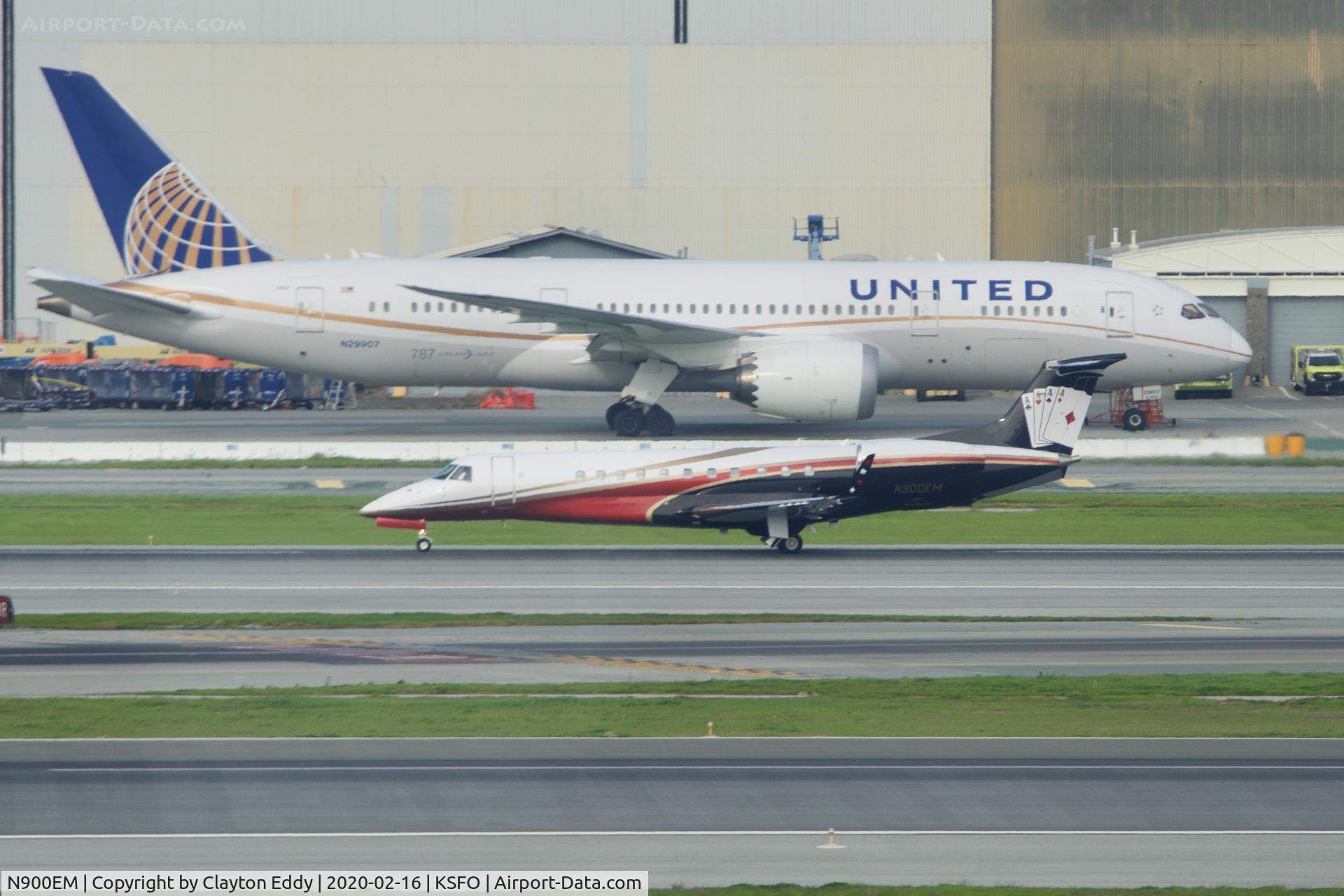N900EM, 2006 Embraer EMB-135BJ Legacy C/N 14500976, Sky Terrace SFO 2020.