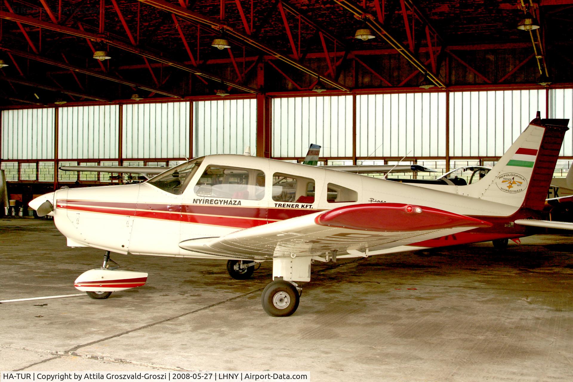 HA-TUR, Piper PA-28-161 C/N 287816189, LHNY - Nyíregyháza Airport, Hungary